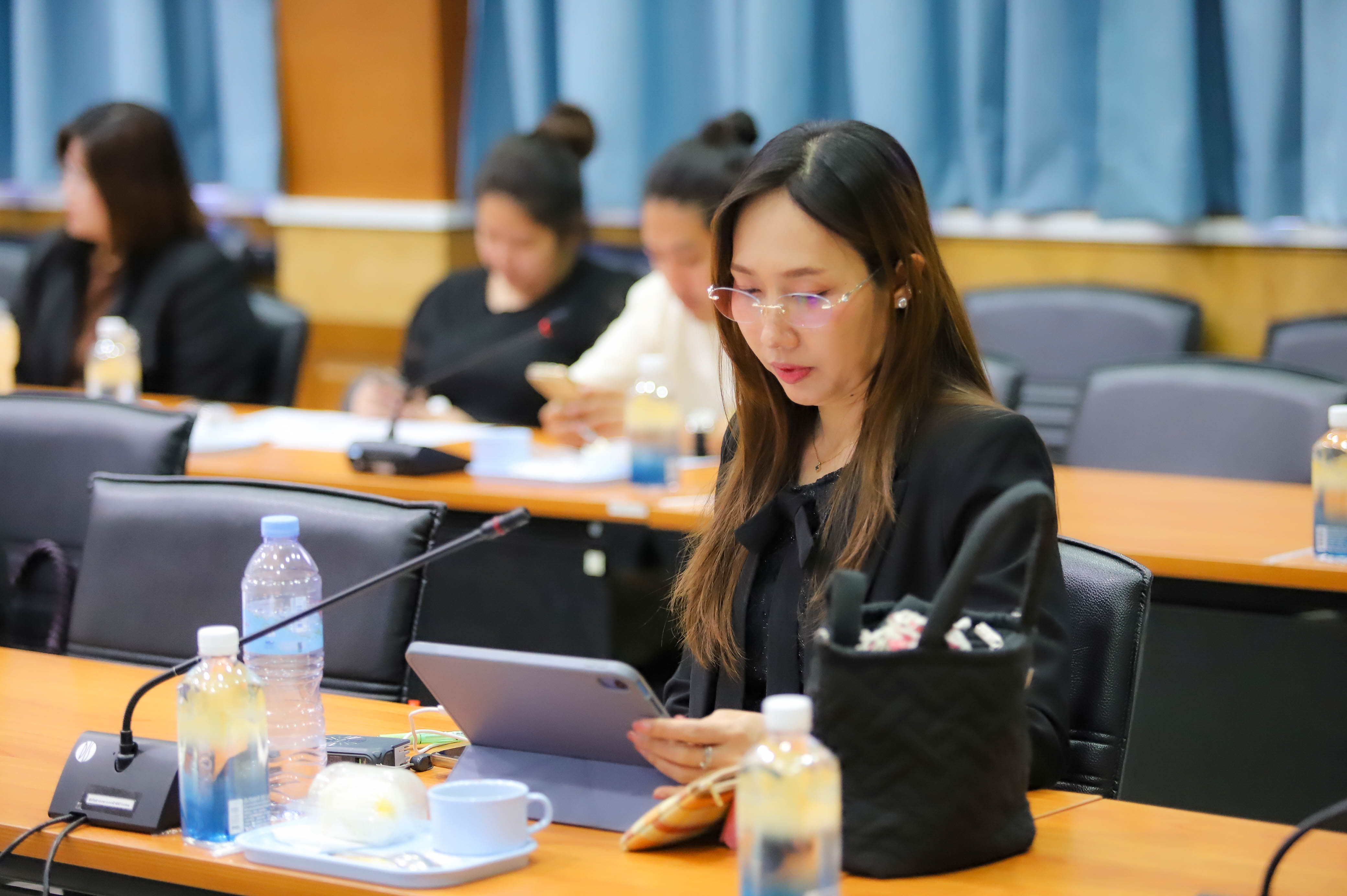 title - เลขาธิการ ส.ป.ก. ประชุมคณะทำงานติดตามเร่งรัดการใช้จ่ายเงินงบประมาณประจำปีงบประมาณ พ.ศ. 2569 ของ ส.ป.ก. ครั้งที่ 3/2569