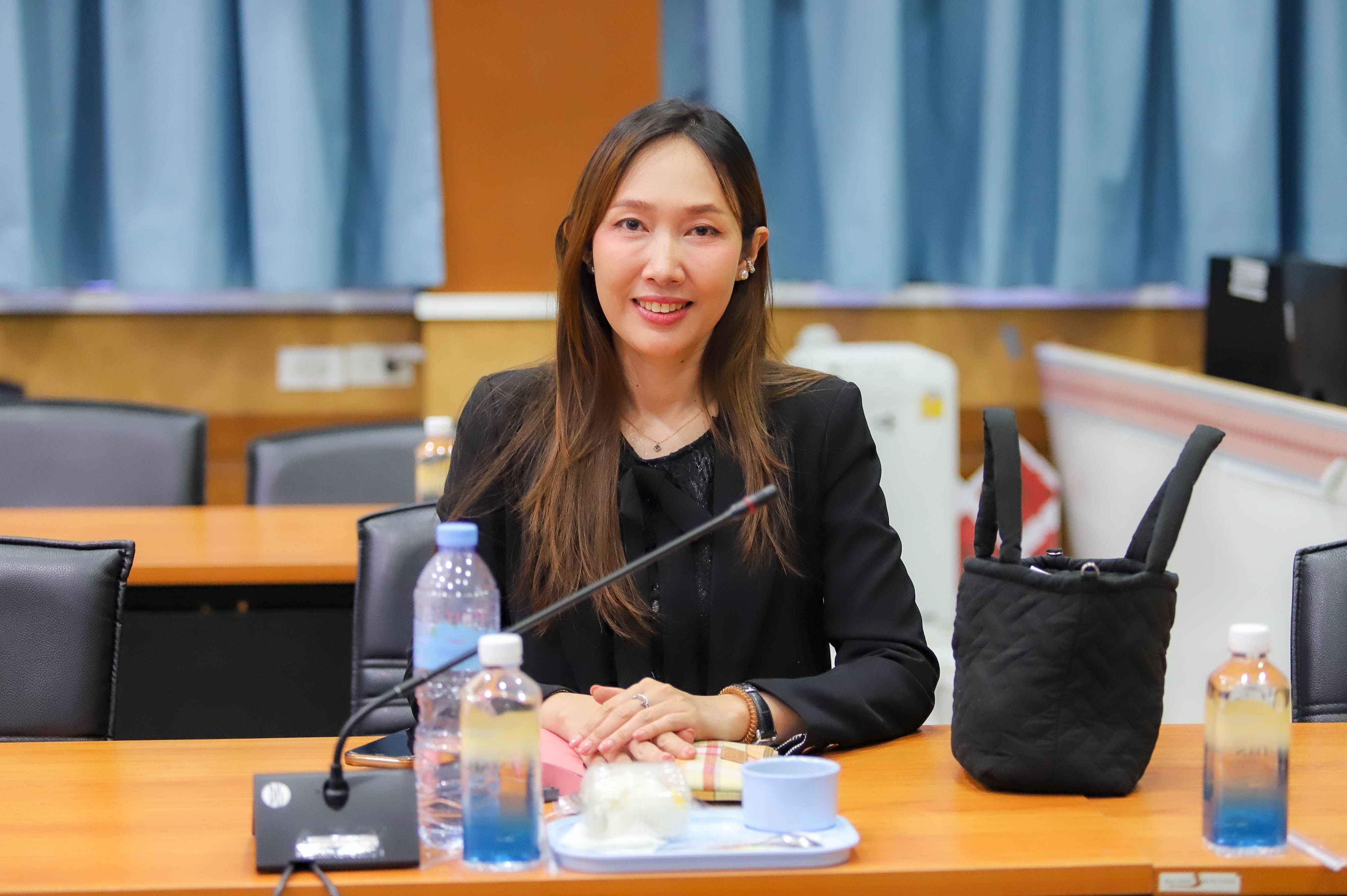 title - เลขาธิการ ส.ป.ก. ประชุมคณะทำงานติดตามเร่งรัดการใช้จ่ายเงินงบประมาณประจำปีงบประมาณ พ.ศ. 2569 ของ ส.ป.ก. ครั้งที่ 3/2569