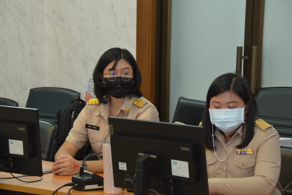 title - เลขาฯ ส.ป.ก. เปิดโครงการฝึกอบรมออนไลน์ หลักสูตร การพัฒนาช่องทางด้านการตลาดสินค้าเกษตรออนไลน์ 