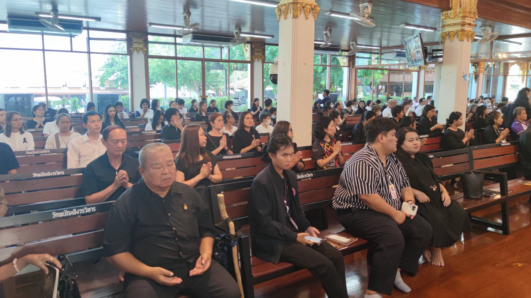 title - ส.ป.ก.พระนครศรีอยุธยา เข้าร่วมพิธีสวดพระพุทธมนต์และเจริญจิตตภาวนา อุทิศถวายพระราชกุศลแด่สมเด็จพระนางเจ้าสิริกิติ์ พระบรทราชินีนาถ พระบรมราชชนนีพันปีหลวง