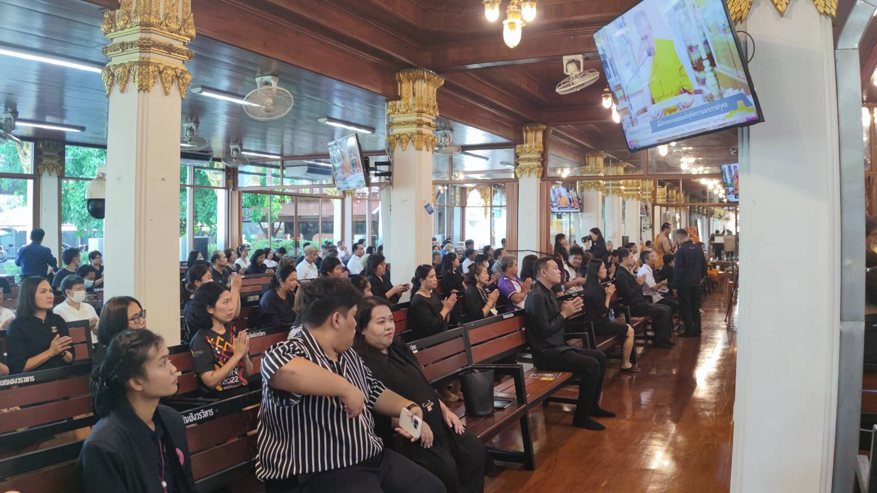 title - ส.ป.ก.พระนครศรีอยุธยา เข้าร่วมพิธีสวดพระพุทธมนต์และเจริญจิตตภาวนา อุทิศถวายพระราชกุศลแด่สมเด็จพระนางเจ้าสิริกิติ์ พระบรทราชินีนาถ พระบรมราชชนนีพันปีหลวง
