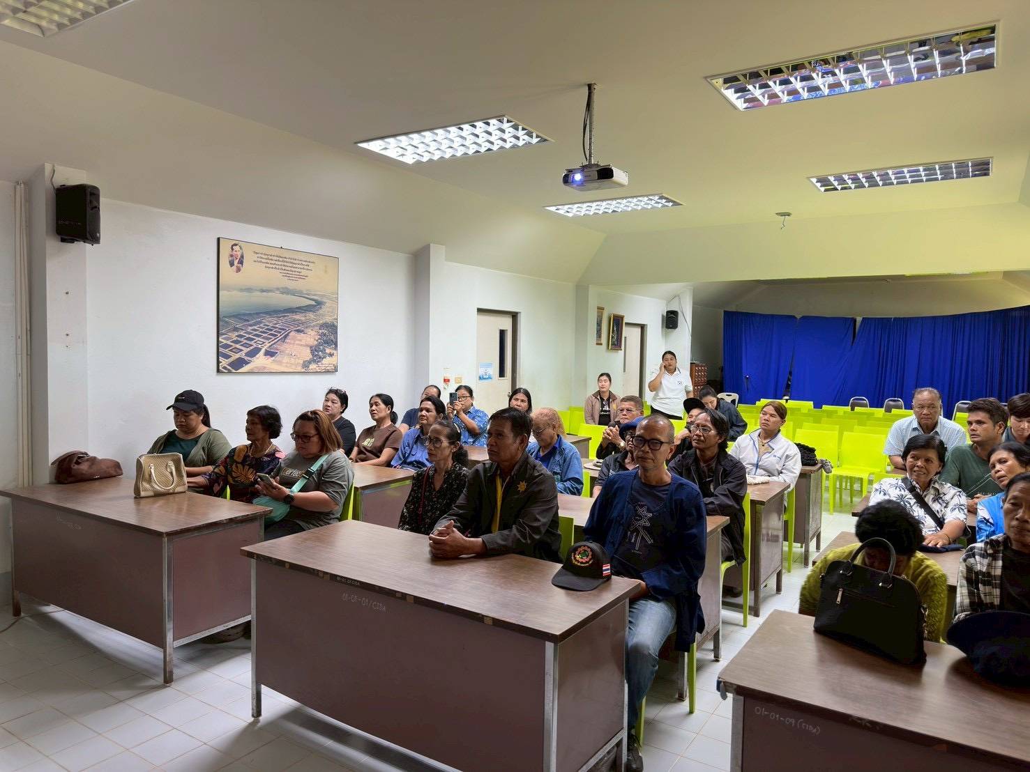 title - ส.ป.ก.พระนครศรีอยุธยา จัดการศึกษาดูงานโครงการที่ดินพระราชทานจังหวัดพระนครศรีอยุธยา ปีงบประมาณ พ.ศ. ๒๕๖๙ หลักสูตร การศึกษาดูงานการพัฒนาตามแนวทางพระราชดำริ ณ ศูนย์ศึกษาการพัฒนาอ่าวคุ้งกระเบน อันเนื่องมาจากพระราชดำริ จังหวัดจันทบุรี