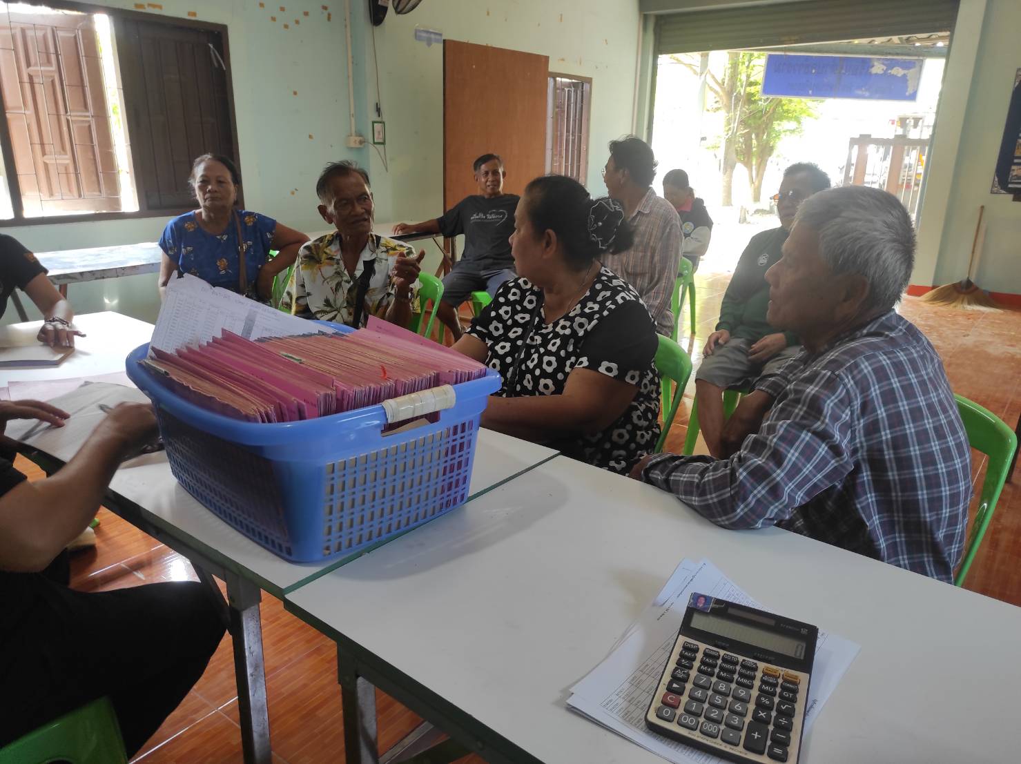 title - ส.ป.ก.พระนครศรีอยุธยา ดำเนินการให้บริการรับชำระค่าเช่าที่ดินเพื่อเกษตรกรรม รับชำระสินเชื่่อเงินกองทุนฯ และสนันสนุนสินเชื่่อเงินกองทุนการปฏิรูปที่ดินเพื่อเกษตรกรรม เพื่อเป็นแหล่งเงินทุนดอกเบี้ยต่ำ ให้แก่เกษตรกร   ให้บริการในเขตปฏิรูปที่ดินตำบลข้าวงาม ตำบลวังน้อย อำเภอวังน้อย จังหวัดพระนครศรีอยุธยา