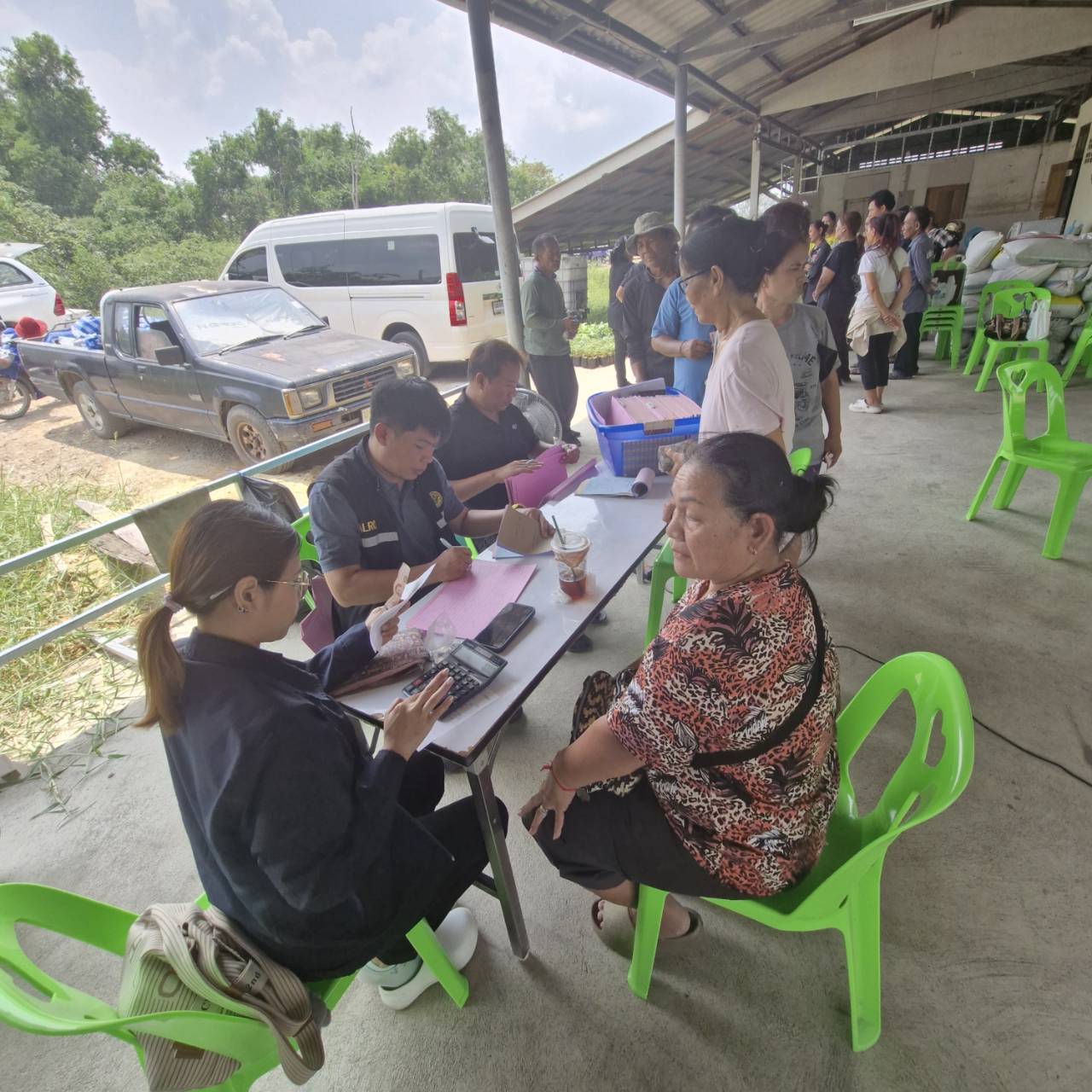 title - ส.ป.ก.พระนครศรีอยุธยา ดำเนินการให้บริการรับชำระค่าเช่าที่ดินเพื่อเกษตรกรรม รับชำระสินเชื่่อเงินกองทุนฯ และสนันสนุนสินเชื่่อเงินกองทุนการปฏิรูปที่ดินเพื่อเกษตรกรรม เพื่อเป็นแหล่งเงินทุนดอกเบี้ยต่ำ ให้แก่เกษตรกร   ให้บริการในเขตปฏิรูปที่ดินตำบลข้าวงาม ตำบลวังน้อย อำเภอวังน้อย จังหวัดพระนครศรีอยุธยา