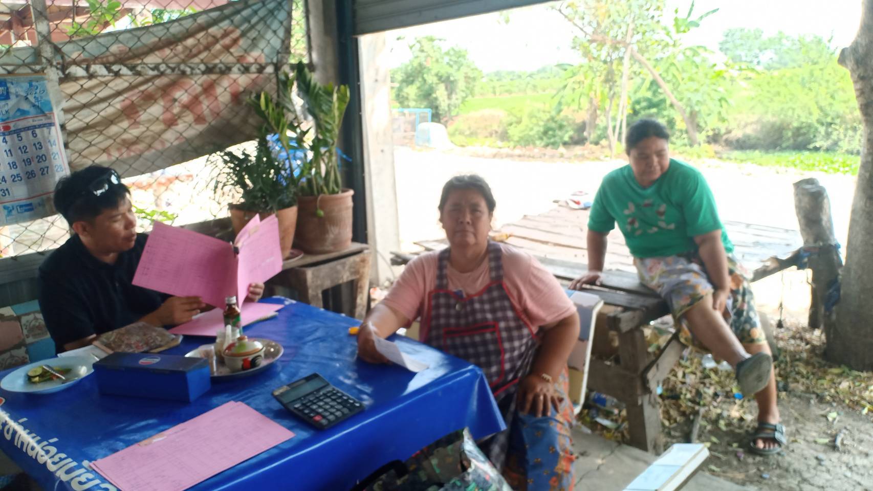 title - ส.ป.ก.พระนครศรีอยุธยา ดำเนินการให้บริการรับชำระค่าเช่าที่ดินเพื่อเกษตรกรรม รับชำระสินเชื่่อเงินกองทุนฯ และสนันสนุนสินเชื่่อเงินกองทุนการปฏิรูปที่ดินเพื่อเกษตรกรรม เพื่อเป็นแหล่งเงินทุนดอกเบี้ยต่ำ ให้แก่เกษตรกร   ให้บริการในเขตปฏิรูปที่ดินตำบลสิงหนาท ตำบลคู้สลอด อำเภอลาดบัวหลวง จังหวัดพระนครศรีอยุธยา