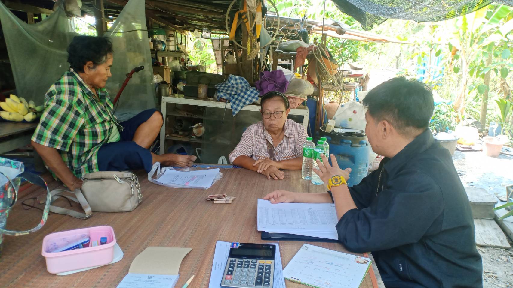 title - ส.ป.ก.พระนครศรีอยุธยา ดำเนินการให้บริการรับชำระค่าเช่าที่ดินเพื่อเกษตรกรรม รับชำระสินเชื่่อเงินกองทุนฯ และสนันสนุนสินเชื่่อเงินกองทุนการปฏิรูปที่ดินเพื่อเกษตรกรรม เพื่อเป็นแหล่งเงินทุนดอกเบี้ยต่ำ ให้แก่เกษตรกร   ให้บริการในเขตปฏิรูปที่ดินตำบลสิงหนาท ตำบลคู้สลอด อำเภอลาดบัวหลวง จังหวัดพระนครศรีอยุธยา