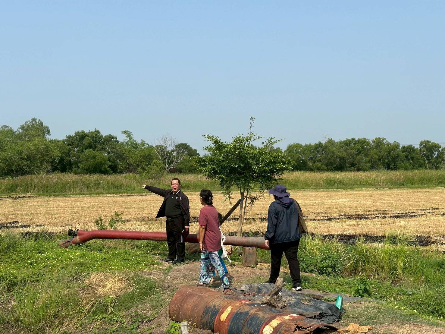 title - ส.ป.ก.พระนครศรีอยุธยา ดำเนินการตรวจสภาพแปลงที่ดินและเจรจาต่อรองราคาที่ดินเพื่อการปฏิรูปที่ดินเพื่อเกษตรกรรมจังหวัดพระนครศรีอยุธยา โครงการจัดที่ดินเพื่อเกษตรกรรม กิจกรรมบริหารที่ดินเอกชน ประจำปีงบประมาณ พ.ศ. ๒๕๖๙  