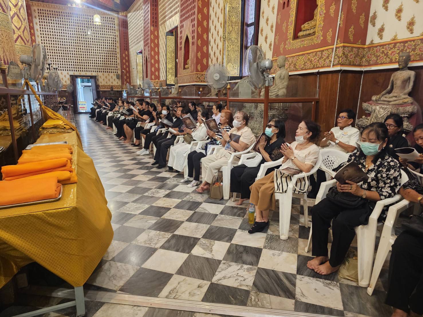 title - ส.ป.ก.พระนครศรีอยุธยา เข้าร่วมพิธีสวดพระพุทธมนต์และเจริญจิตตภาวนา อุทิศถวายพระราชกุศลแด่สมเด็จพระนางเจ้าสิริกิติ์พระบรมราชินีนาถ พระบรมราชชนนีพันปีหลวง