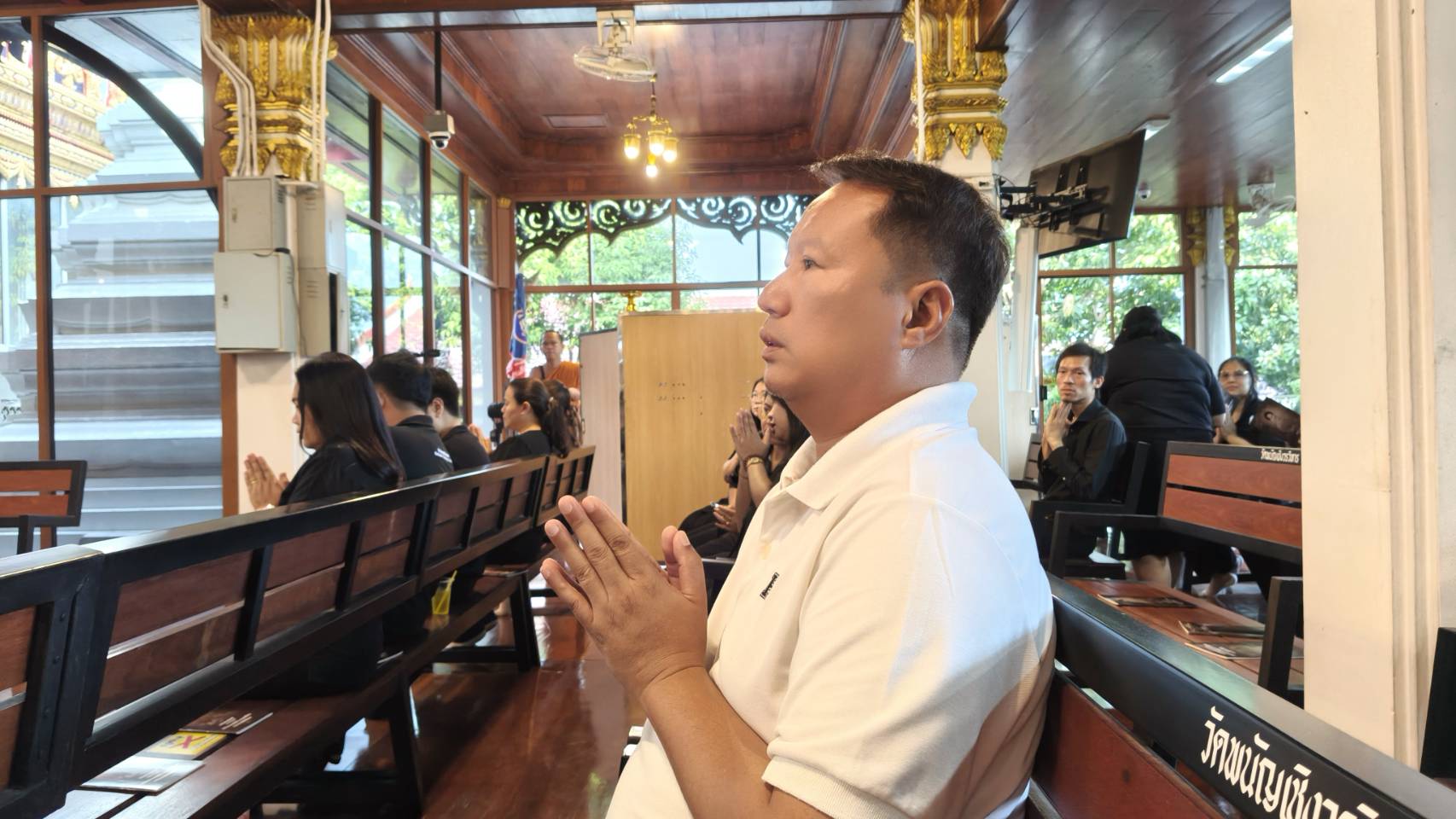 title - ส.ป.ก.พระนครศรีอยุธยา เข้าร่วมพิธีสวดพระพุทธมนต์และเจริญจิตตภาวนา อุทิศแด่สมเด็จพระนางเจ้าสิริกิติ์ พระบรมราชินีนาถ พระบรมราชชนนีพันปีหลวง 