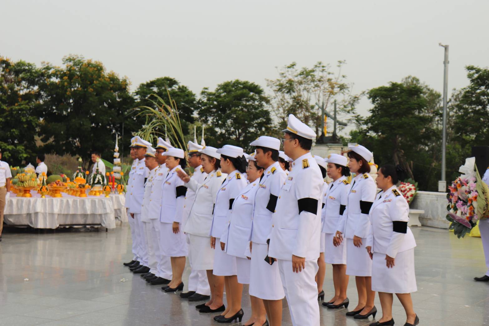 title - ส.ป.ก.พระนครศรีอยุธยา ร่วมพิธีวางพวงมาลาถวายสักการะพระบรมราชานุสาวรีย์สมเด็จพระนเรศวรมหาราช เนื่องในวันคล้ายวันสวรรคต “สมเด็จพระนเรศวรมหาราช” ประจำปี ๒๕๖๙