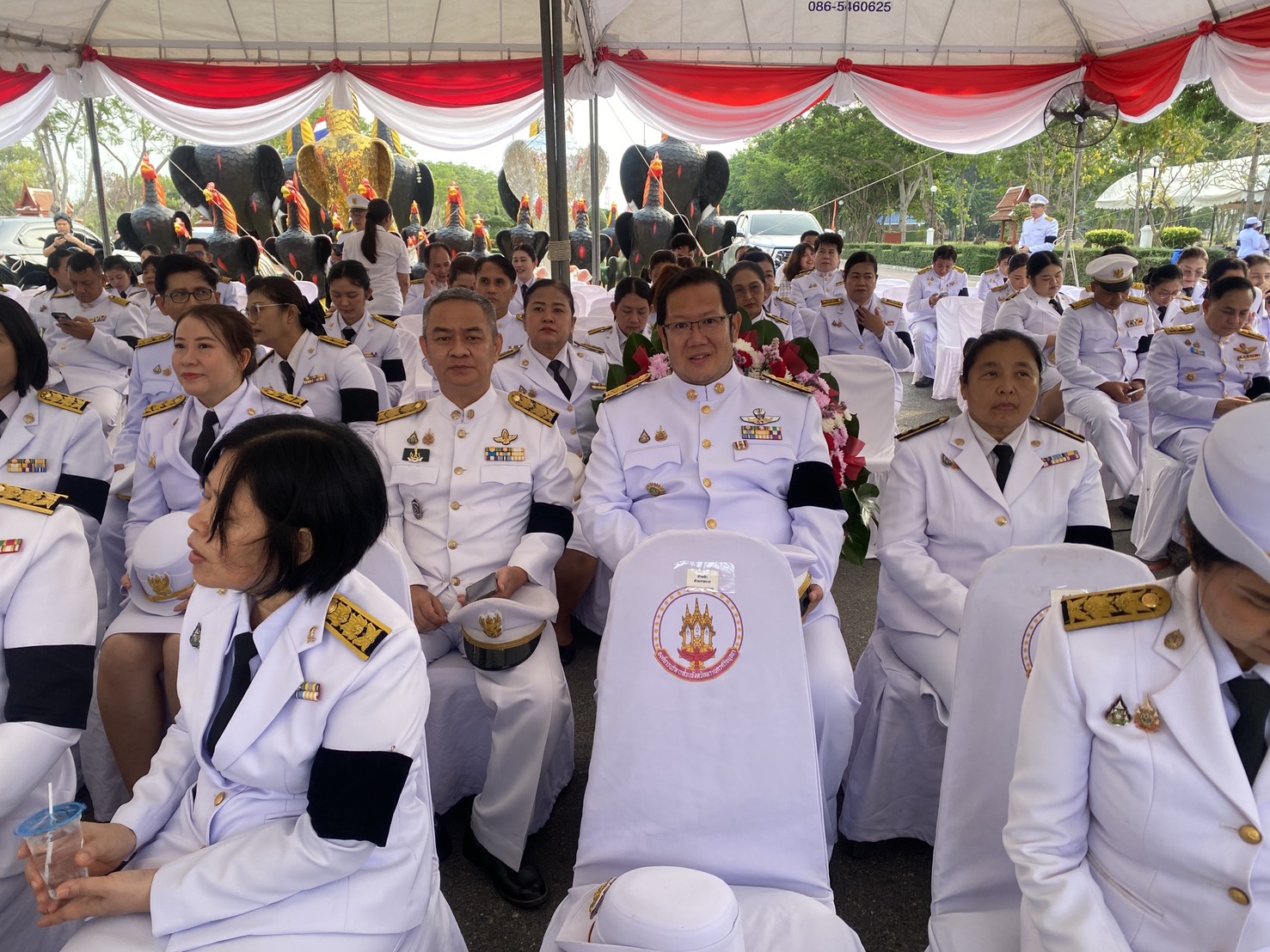 title - ส.ป.ก.พระนครศรีอยุธยา ร่วมพิธีวางพวงมาลาถวายสักการะพระบรมราชานุสาวรีย์สมเด็จพระนเรศวรมหาราช เนื่องในวันคล้ายวันสวรรคต “สมเด็จพระนเรศวรมหาราช” ประจำปี ๒๕๖๙