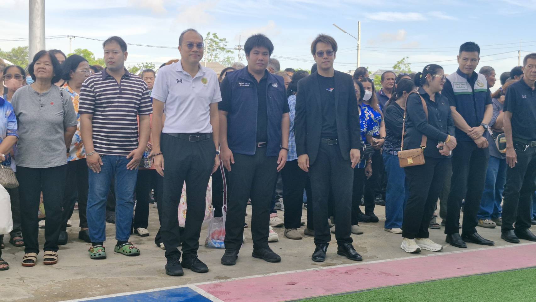 title - ปฏิรูปที่ดินจังหวัดพระนครศรีอยุธยา ร่วมพิธีเปิดตัวกิจกรรม (Kick Off) การจำหน่ายสินค้า “ไทยช่วยไทย ลดภาระค่าครองชีพผ่าน เครือข่ายรถพุ่มพวง”