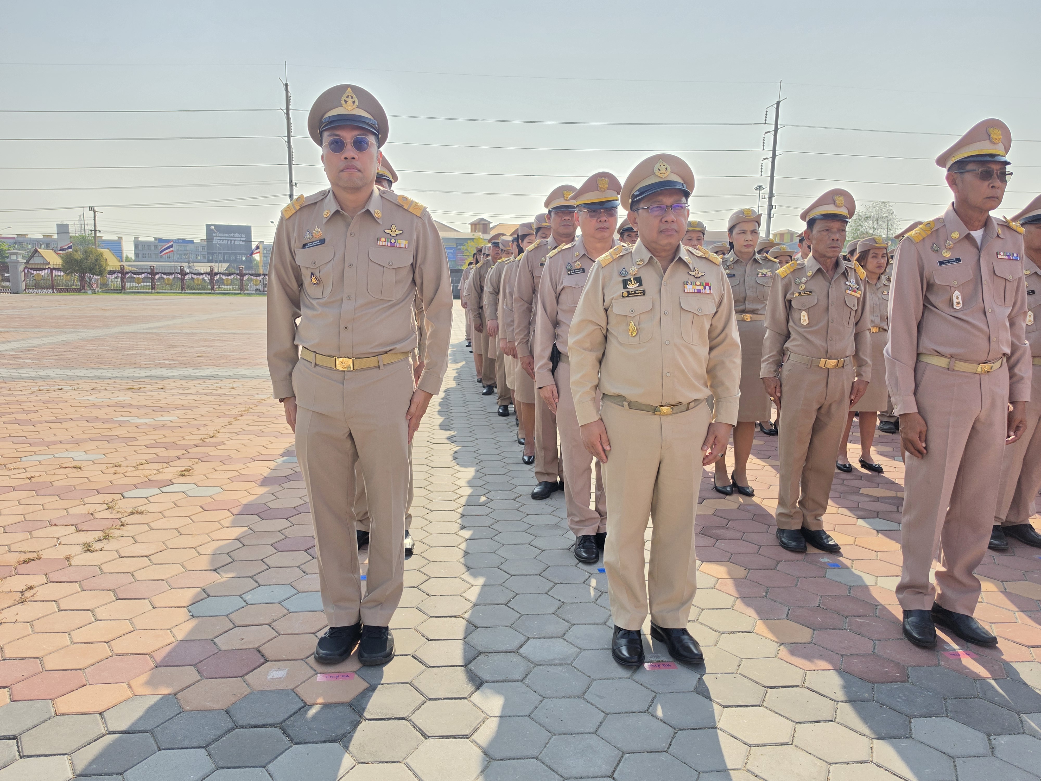 title - ปฏิรูปที่ดินจังหวัดพระนครศรีอยุธยา ร่วมพิธีถวายเครื่องราชสักการะและถวายราชสดุดีพระบาทสมเด็จพระจุลจอมเกล้าเจ้าอยู่หัว เนื่องในงานวันท้องถิ่นไทย ครบรอบ ๑๒๑ ปี