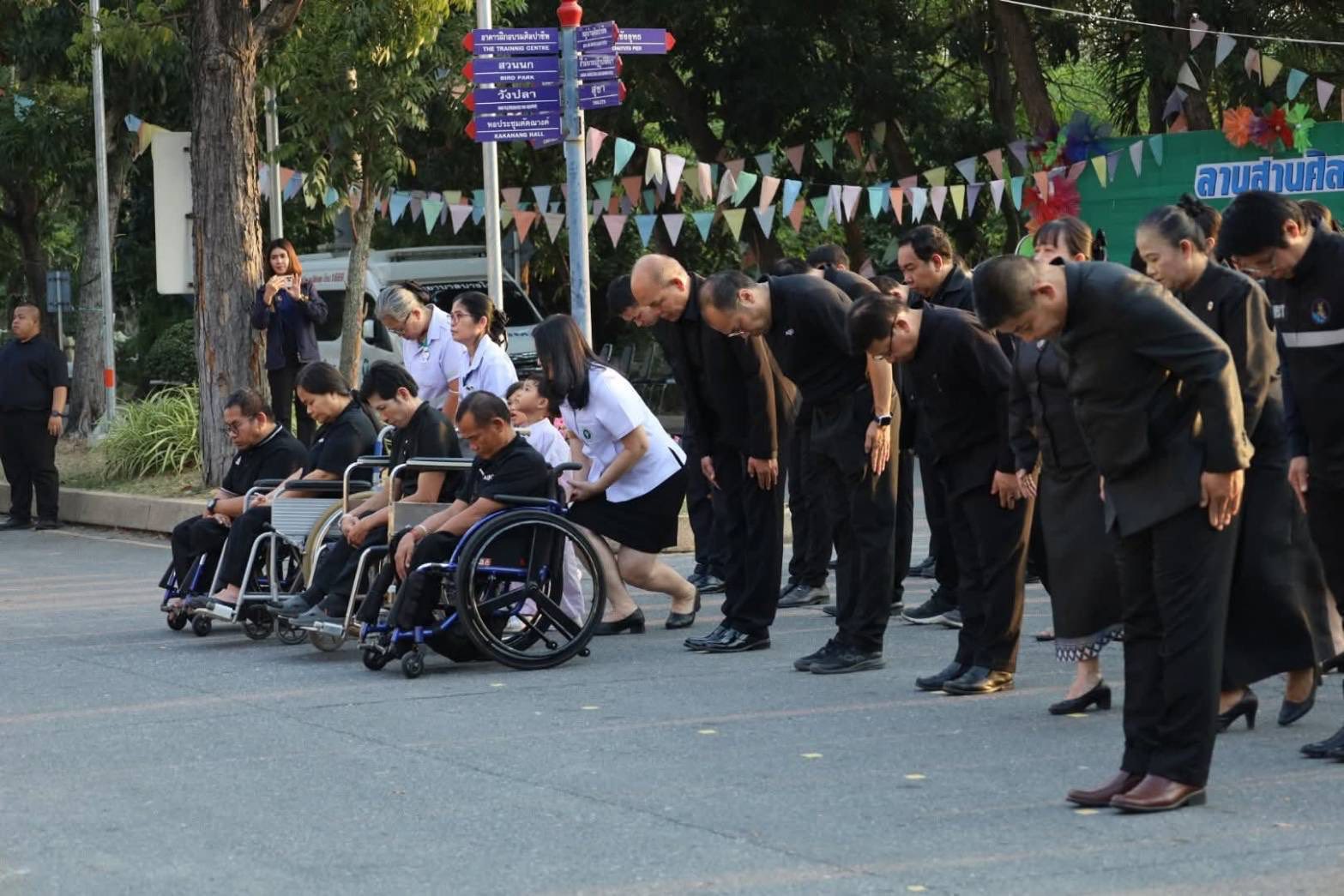 title - ปฏิรูปที่ดินจังหวัดพระนครศรีอยุธยา ร่วมกิจกรรมแสดงความอาลัย และแสดงความจงรักภักดี สมเด็จพระนางเจ้าสิริกิติ์ พระบรมราชินีนาถ พระบรมราชชนนีพันปีหลวง ภายใต้โครงการ 