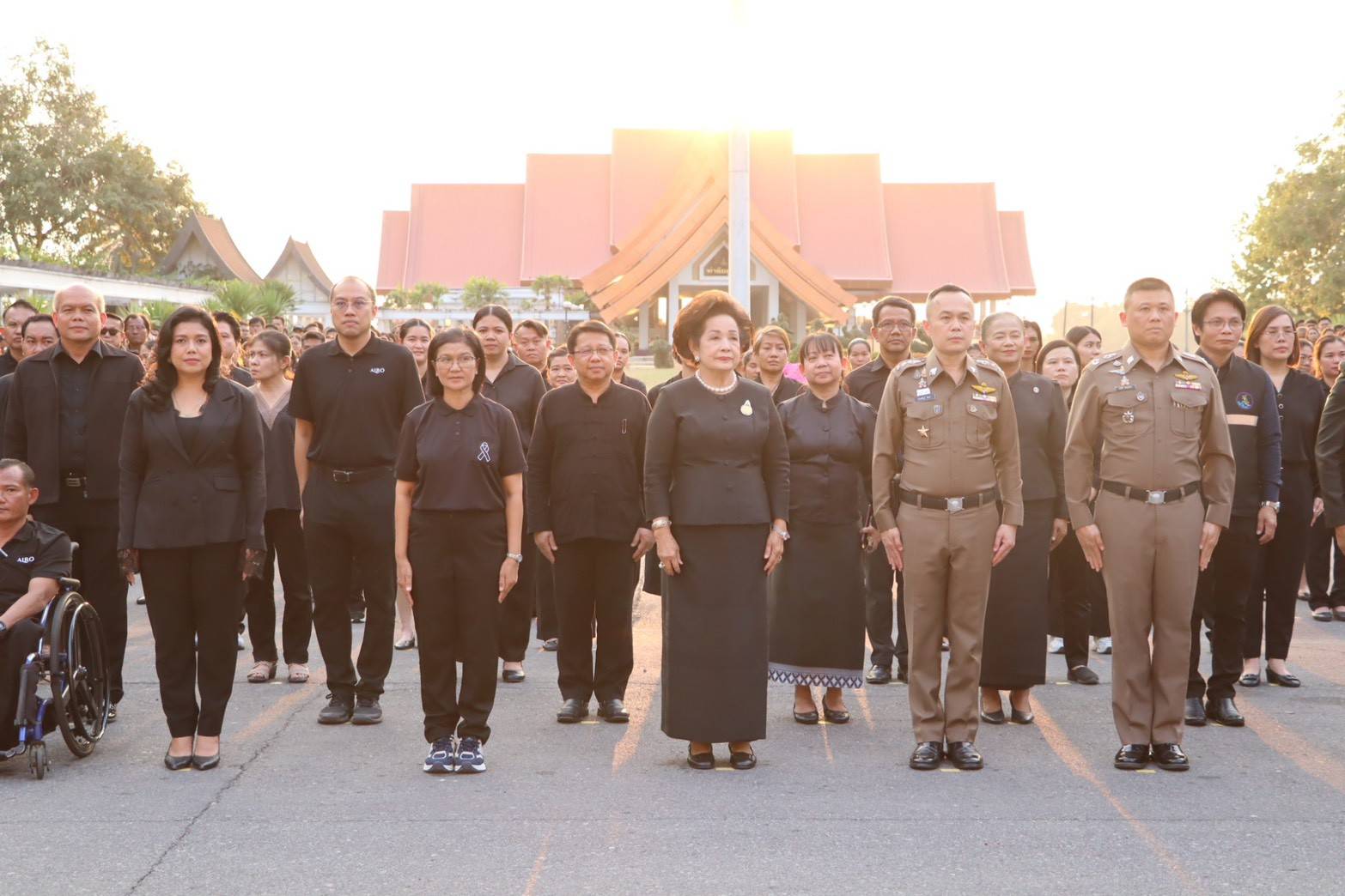 title - ปฏิรูปที่ดินจังหวัดพระนครศรีอยุธยา ร่วมกิจกรรมแสดงความอาลัย และแสดงความจงรักภักดี สมเด็จพระนางเจ้าสิริกิติ์ พระบรมราชินีนาถ พระบรมราชชนนีพันปีหลวง ภายใต้โครงการ 