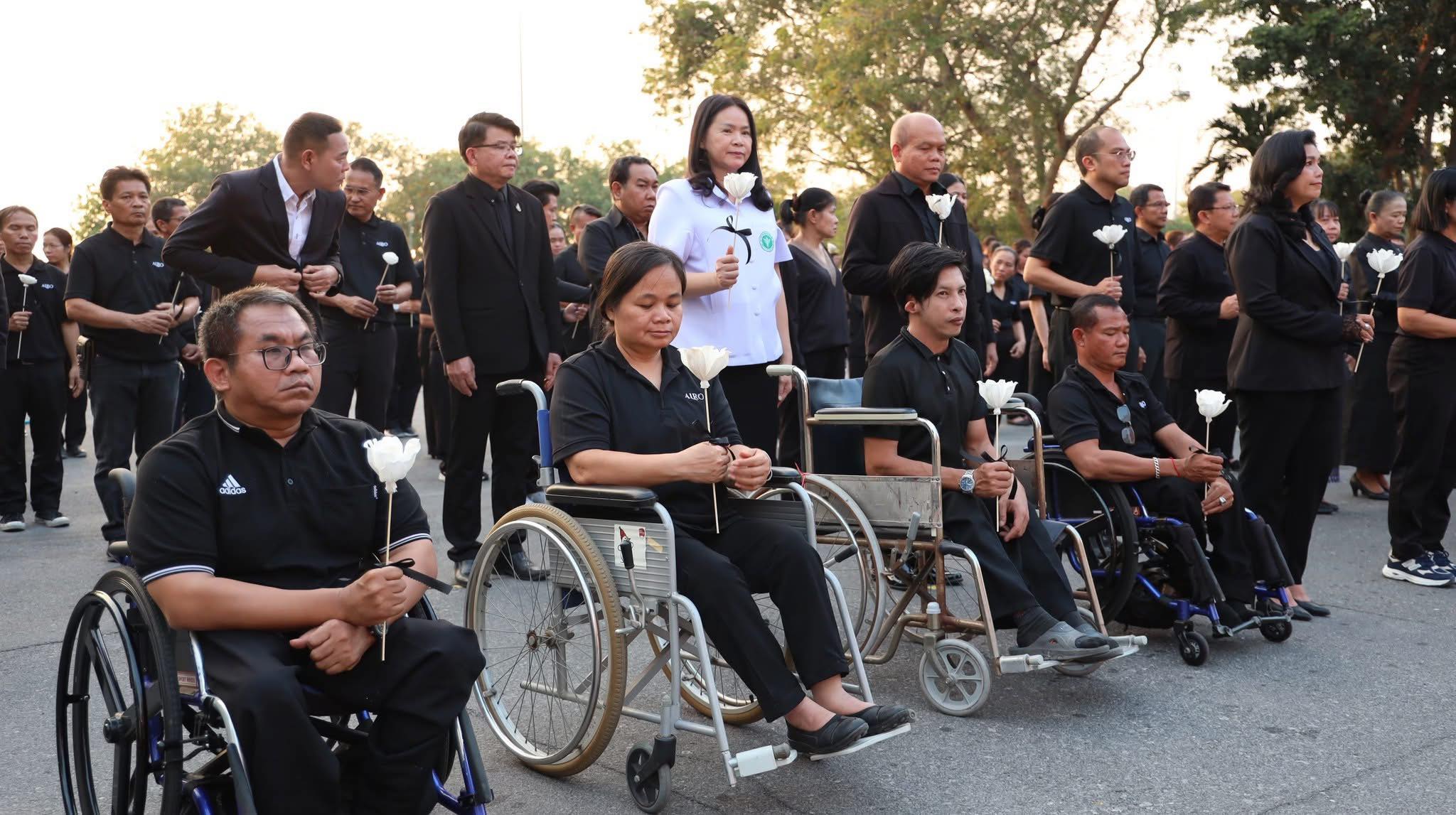 title - ปฏิรูปที่ดินจังหวัดพระนครศรีอยุธยา ร่วมกิจกรรมแสดงความอาลัย และแสดงความจงรักภักดี สมเด็จพระนางเจ้าสิริกิติ์ พระบรมราชินีนาถ พระบรมราชชนนีพันปีหลวง ภายใต้โครงการ 