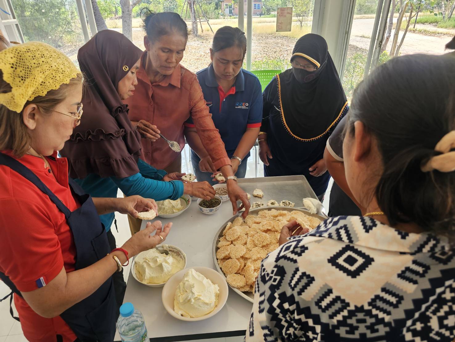 title - ส.ป.ก.พระนครศรีอยุธยา ดำเนินการจัดฝึกอบรมโครงการที่ดินพระราชทานจังหวัดพระนครศรีอยุธยา ปีงบประมาณ พ.ศ. ๒๕๖๙ หลักสูตร การเสริมอาชีพนอกภาคการเกษตรเพื่อเพิ่มรายได้ 