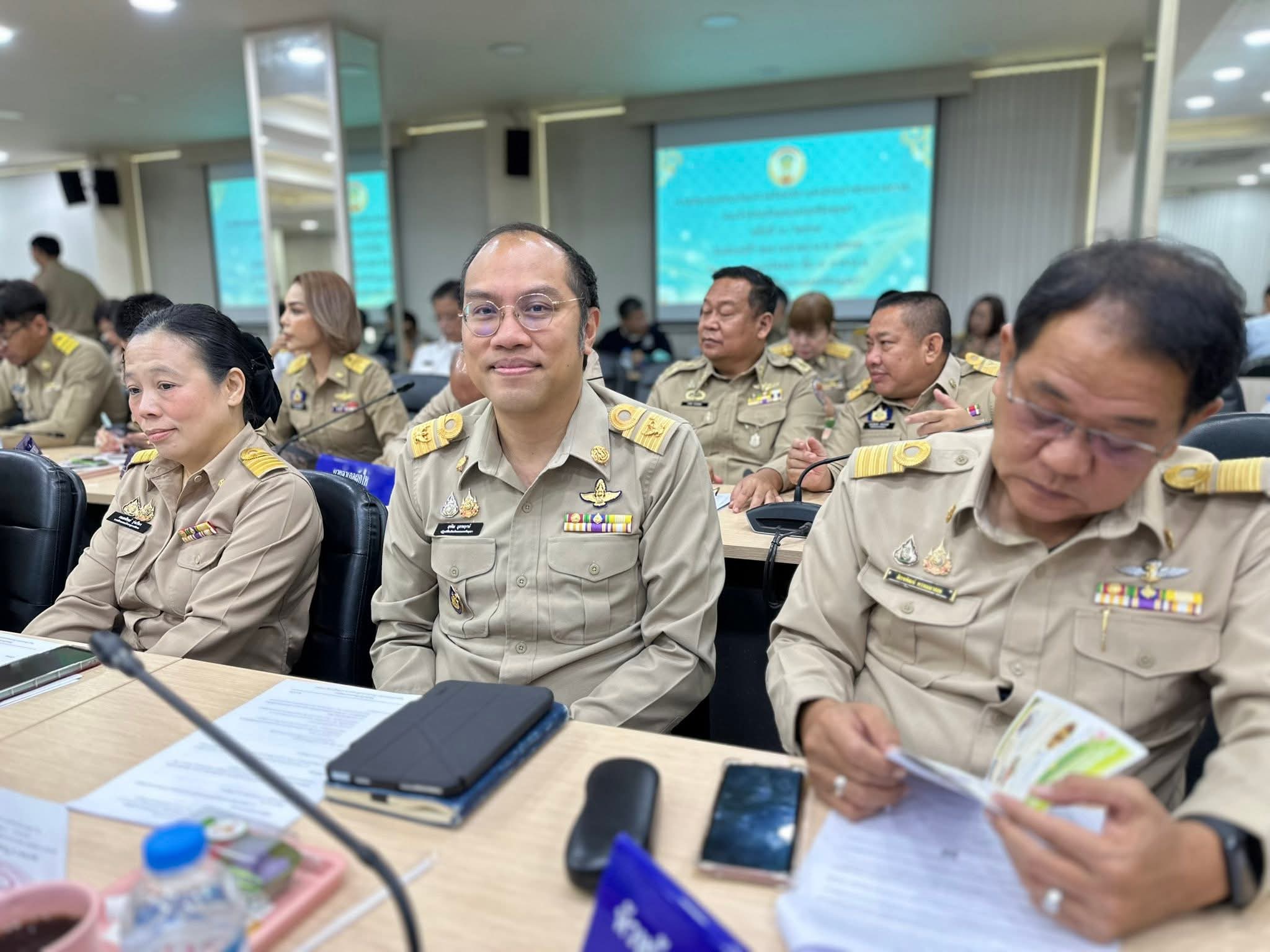 title - ปฏิรูปที่ดินจังหวัดพระนครศรีอยุธยา เข้าร่วมประชุมคณะกรมการ และหัวหน้าส่วนราชการจังหวัดพระนครศรีอยุธยา ประจำเดือนเมษายน ๒๕๖๙ ครั้งที่ ๔/๒๕๖๙