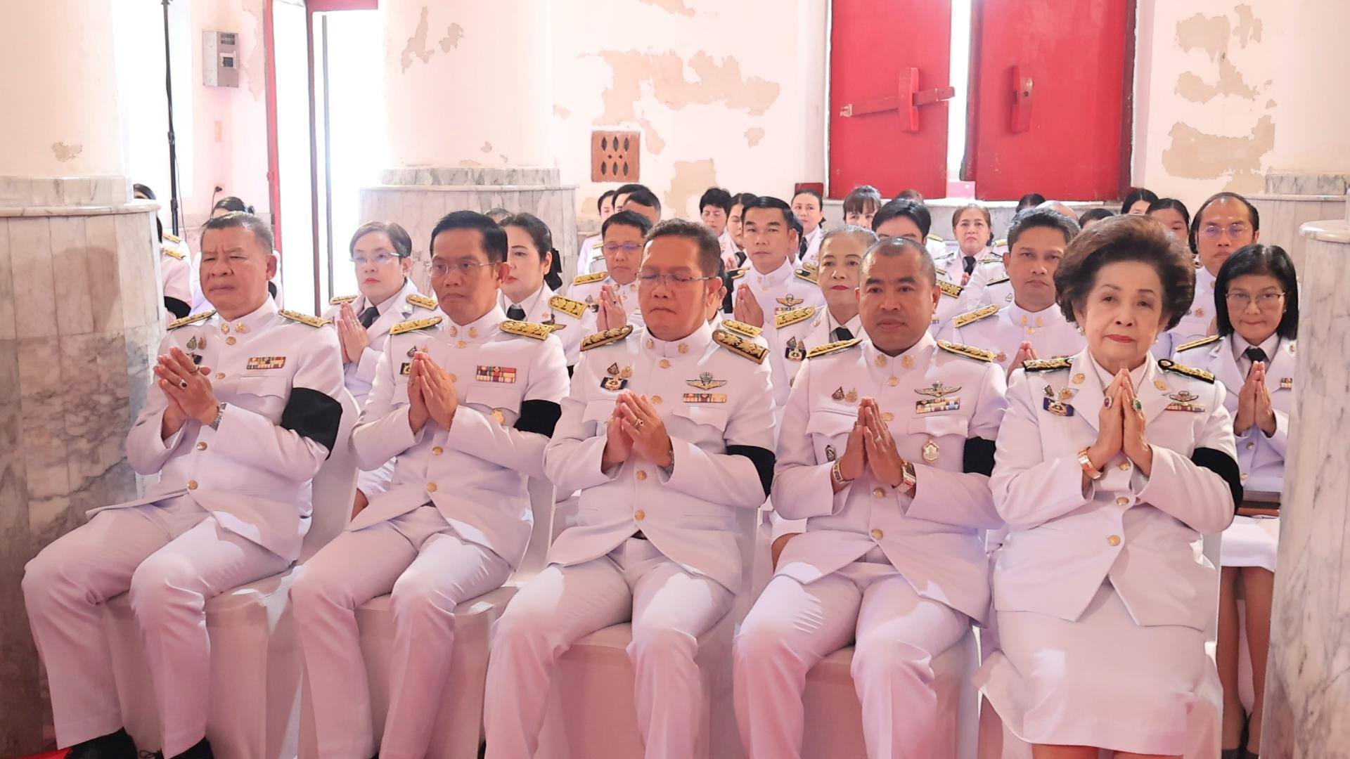 title -  ปฏิรูปที่ดินจังหวัดพระนครศรีอยุธยา ร่วมพิธีเจริญพระพุทธมนต์ เพื่อเฉลิมพระเกียรติสมเด็จพระเจ้าลูกยาเธอ เจ้าฟ้าทีปังกรรัศมีโชติ มหาวชิโรตตมางกูร สิริวิบูลยราชกุมาร เนื่องในโอกาสวันคล้ายวันประสูติ ๒๙ เมษายน ๒๕๖๙