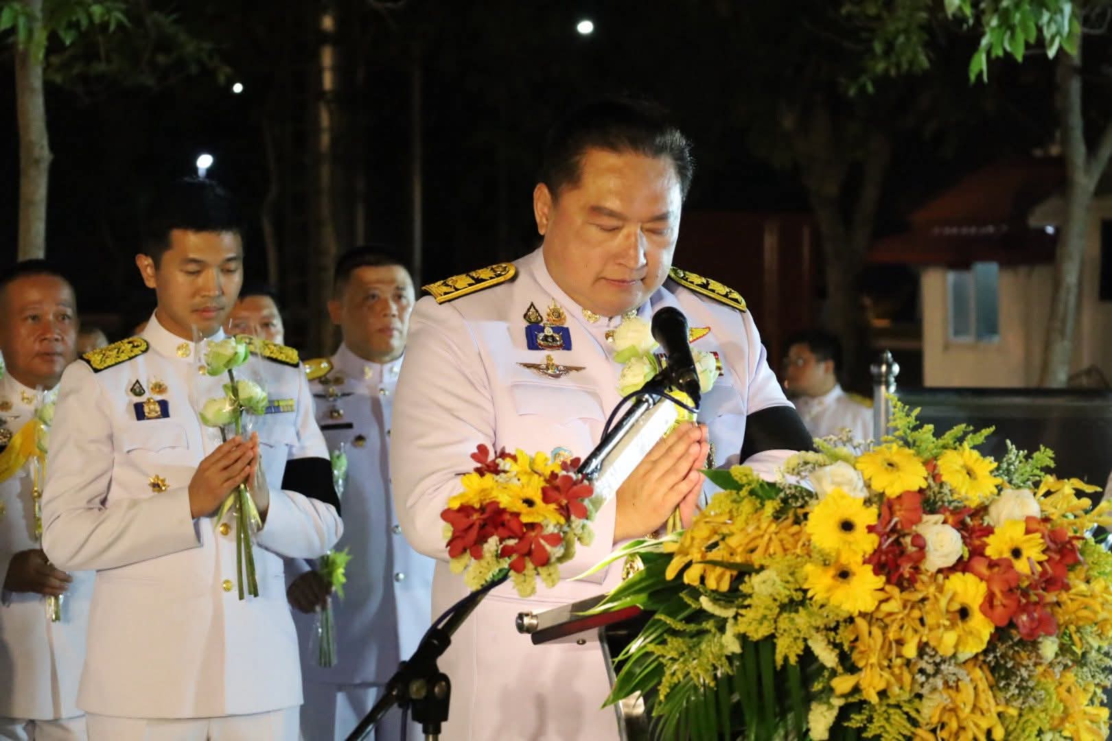 title - ปฏิรูปที่ดินจังหวัดพระนครศรีอยุธยา ร่วมพิธีเชิญพุ่มดอกบัวประดิษฐ์ไปถวายสักการะพระศรีมหาโพธิทศมราชบพิตร ในวันวิสาขบูชา ประจำปี ๒๕๖๙