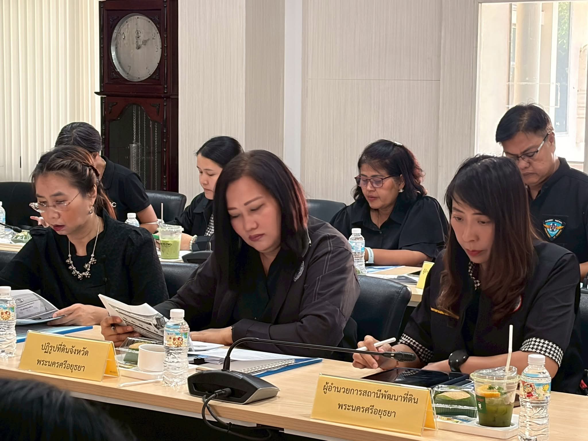 title - ปฏิรูปที่ดินจังหวัดพระนครศรีอยุธยา เข้าร่วมประชุมตรวจติดตามผลการดำเนินงานตามแผนการตรวจราชการของผู้ตรวจราชการกระทรวงเกษตรและสหกรณ์ ประจำปีงบประมาณ พ.ศ. ๒๕๖๙ รอบที่ ๒ เขตตรวจราชการที่ ๑ จังหวัดพระนครศรีอยุธยา