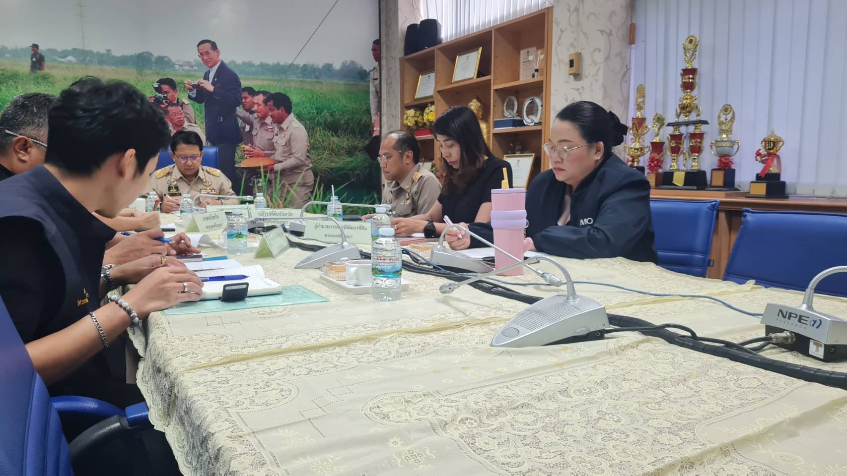 title - ปฏิรูปที่ดินจังหวัดพระนครศรีอยุธยา เข้าร่วมประชุมคณะอนุกรรมการจิตอาสาพัฒนาคุณภาพชีวิตเพื่อความสุขของประชาชนและโครงการพิเศษกระทรวงเกษตรเเละสหกรณ์ ครั้งที่ ๑/๒๕๖๙ ณ ห้องประชุมกระทรวงเกษตรและสหกรณ์ ผ่านระบบการประชุมทางไกลออนไลน์ Zoom Meeting