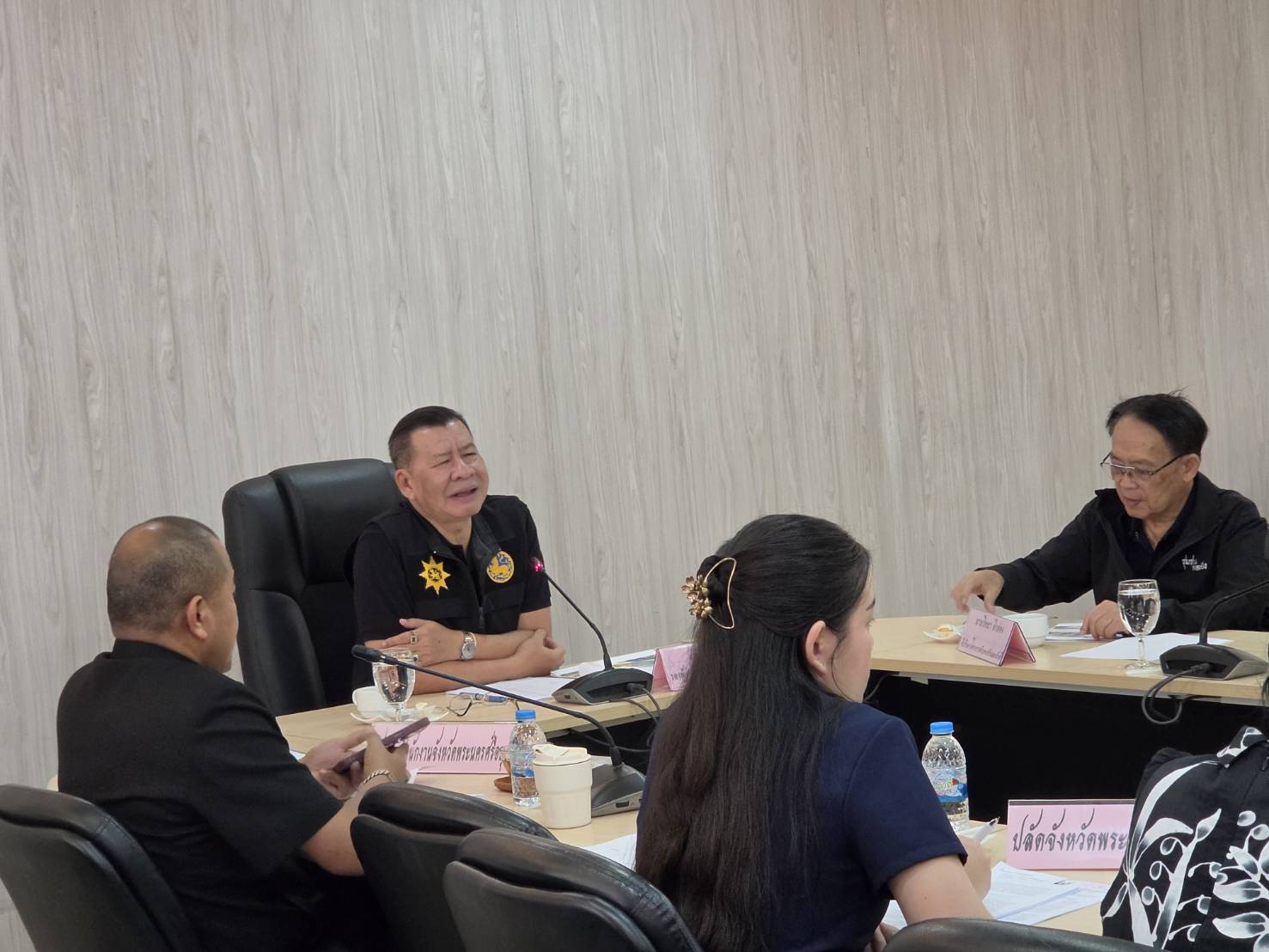 title - ฏิรูปที่ดินจังหวัดพระนครศรีอยุธยา เข้าร่วมประชุมเตรียมจัดงานรำลึกพระมหากรุณาธิคุณและวันคล้ายวันพระบรมราชสมภพพระบาทสมเด็จพระบรมชนกาธิเบศร มหาภูมิพลอดุลยเดชมหาราช บรมนาถบพิตร ครบรอบ ๙๙ ปี 