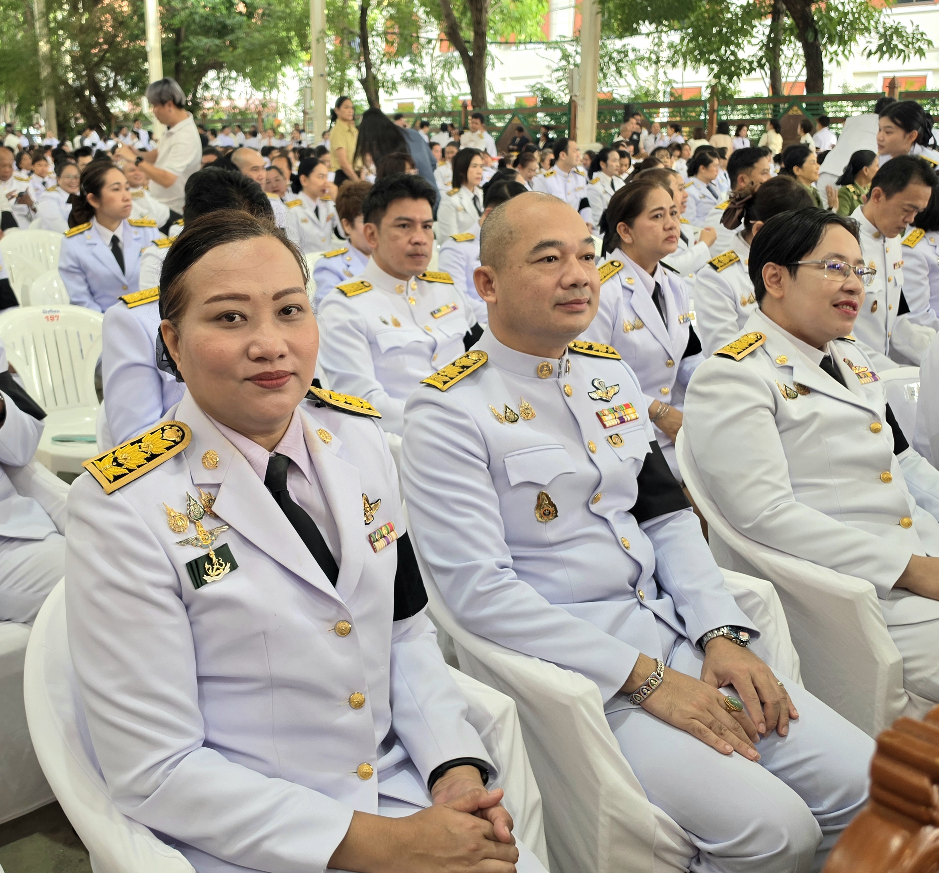 title - นางสาวอมรรัตน์ แขวงโสภา ปฏิรูปที่ดินจังหวัดพระนครศรีอยุธยา พร้อมด้วยเจ้าหน้าที่กลุ่มยุทธศาสตร์และการปฏิรูปที่ดิน เข้าร่วมกิจกรรมเนื่องในวันคล้ายวันพระราชสมภพ สมเด็จพระนางเจ้าสิริกิติ์ พระบรมราชินีนาถ พระบรมราชชนนีพันปีหลวง และวันแม่แห่งชาติ ๑๒ สิงหาคม ๒๕๖๙