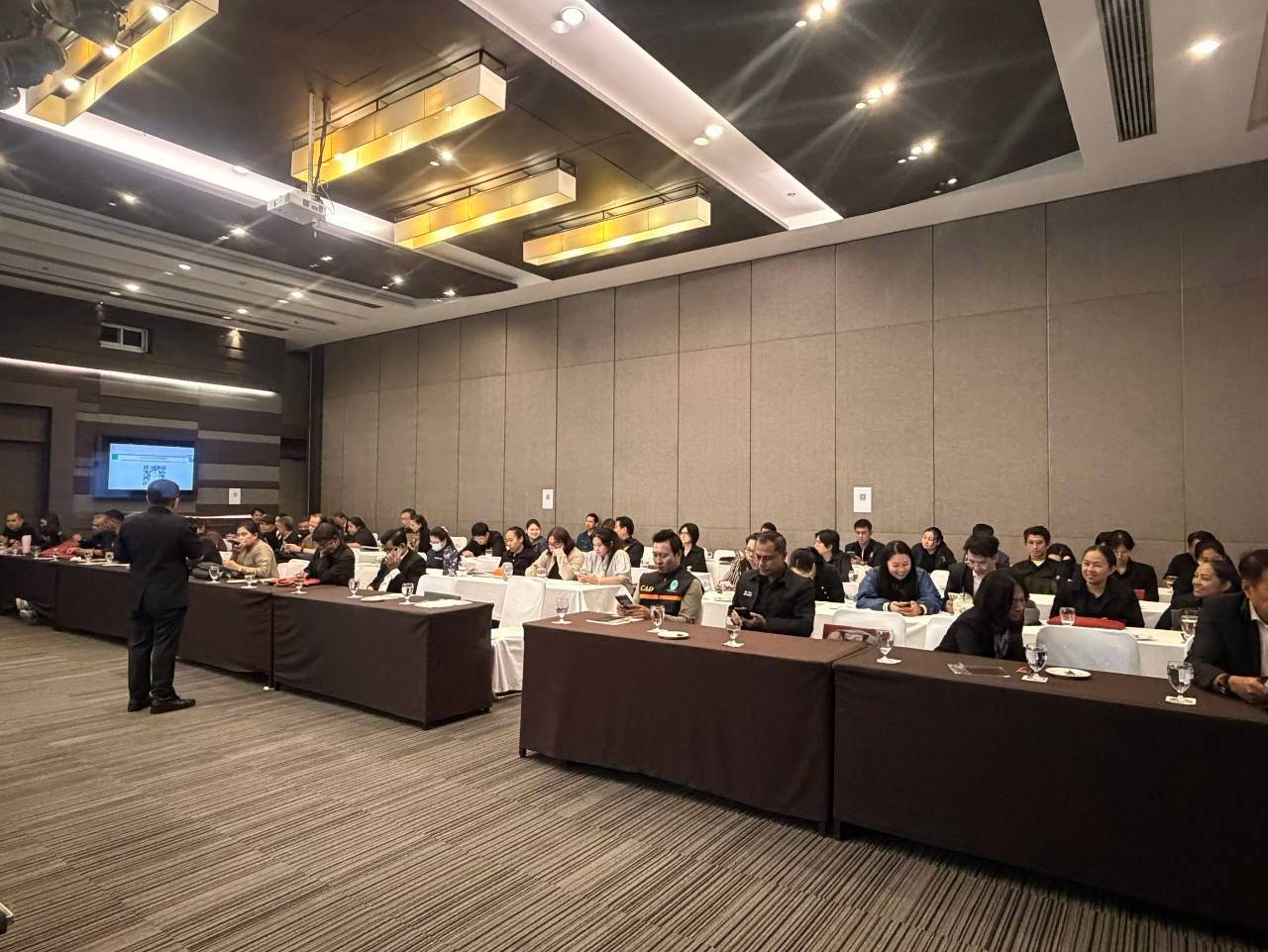 title - นางสาวอมรรัตน์ แขวงโสภา ปฏิรูปที่ดินจังหวัดพระนครศรีอยุธยา เข้าร่วมพิธีเปิดสัมมนาเชิงปฏิบัติการการจัดทำแผนพัฒนาการเกษตรและสหกรณ์จังหวัดพระนครศรีอยุธยา (พ.ศ. ๒๕๗๑ - ๒๕๗๕)