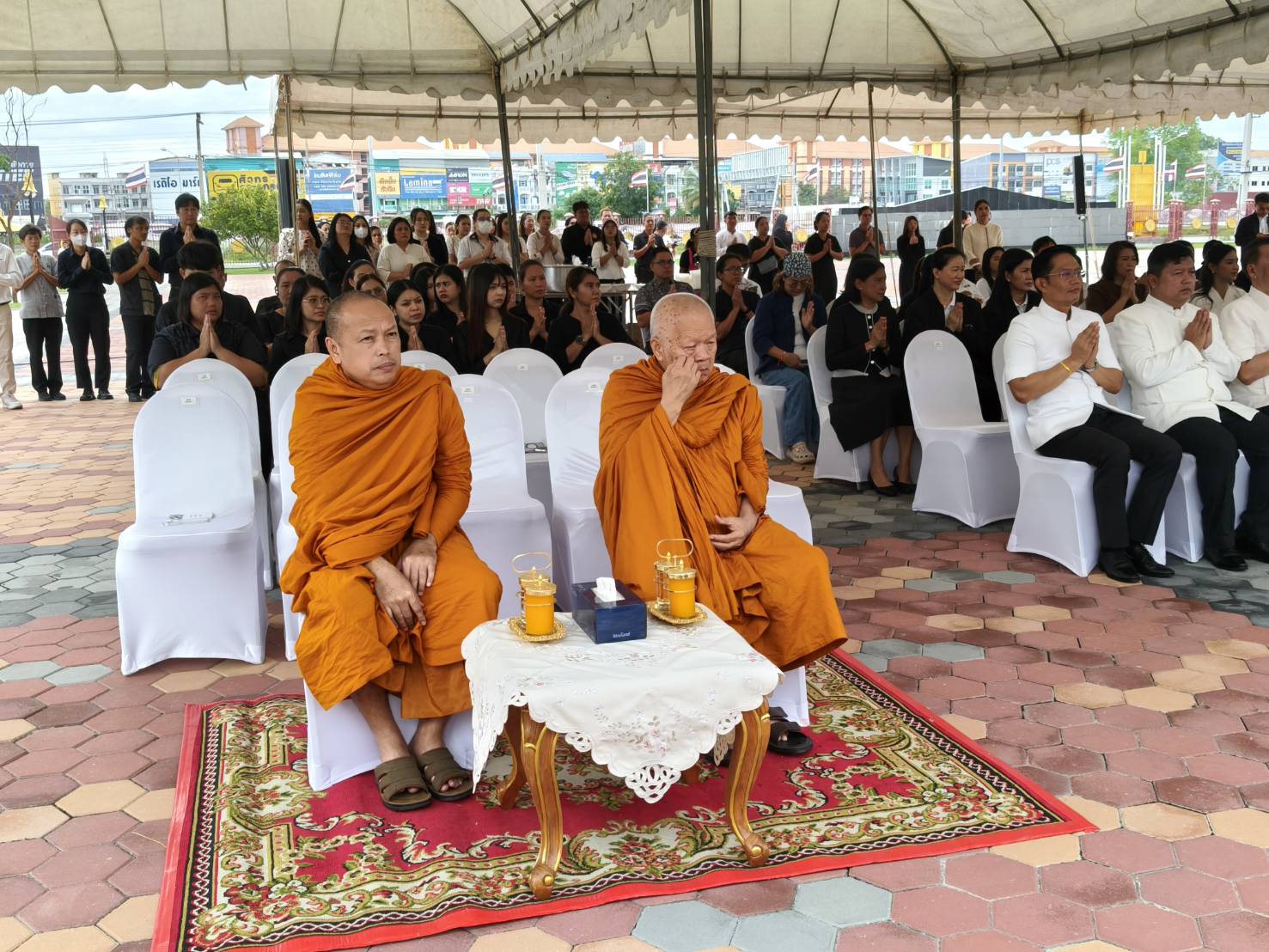 title - นางสาวอมรรัตน์ แขวงโสภา ปฏิรูปที่ดินจังหวัดพระนครศรีอยุธยา เข้าร่วมพิธีบวงสรวงศาลพระภูมิเพื่อบูรณะจัดสร้างศาลพระภูมิประจำศาลากลางจังหวัดพระนครศรีอยุธยา 