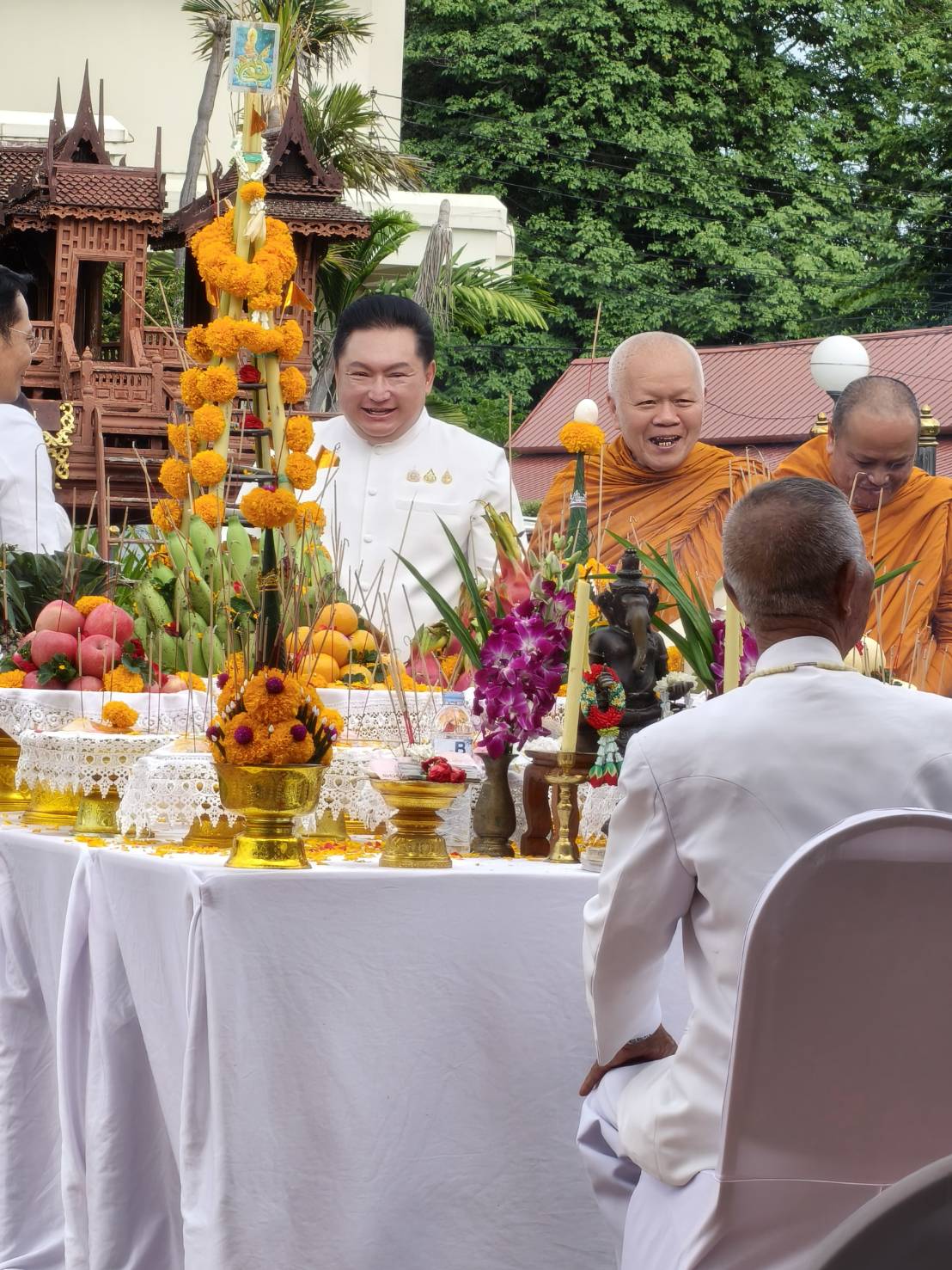 title - นางสาวอมรรัตน์ แขวงโสภา ปฏิรูปที่ดินจังหวัดพระนครศรีอยุธยา เข้าร่วมพิธีบวงสรวงศาลพระภูมิเพื่อบูรณะจัดสร้างศาลพระภูมิประจำศาลากลางจังหวัดพระนครศรีอยุธยา 