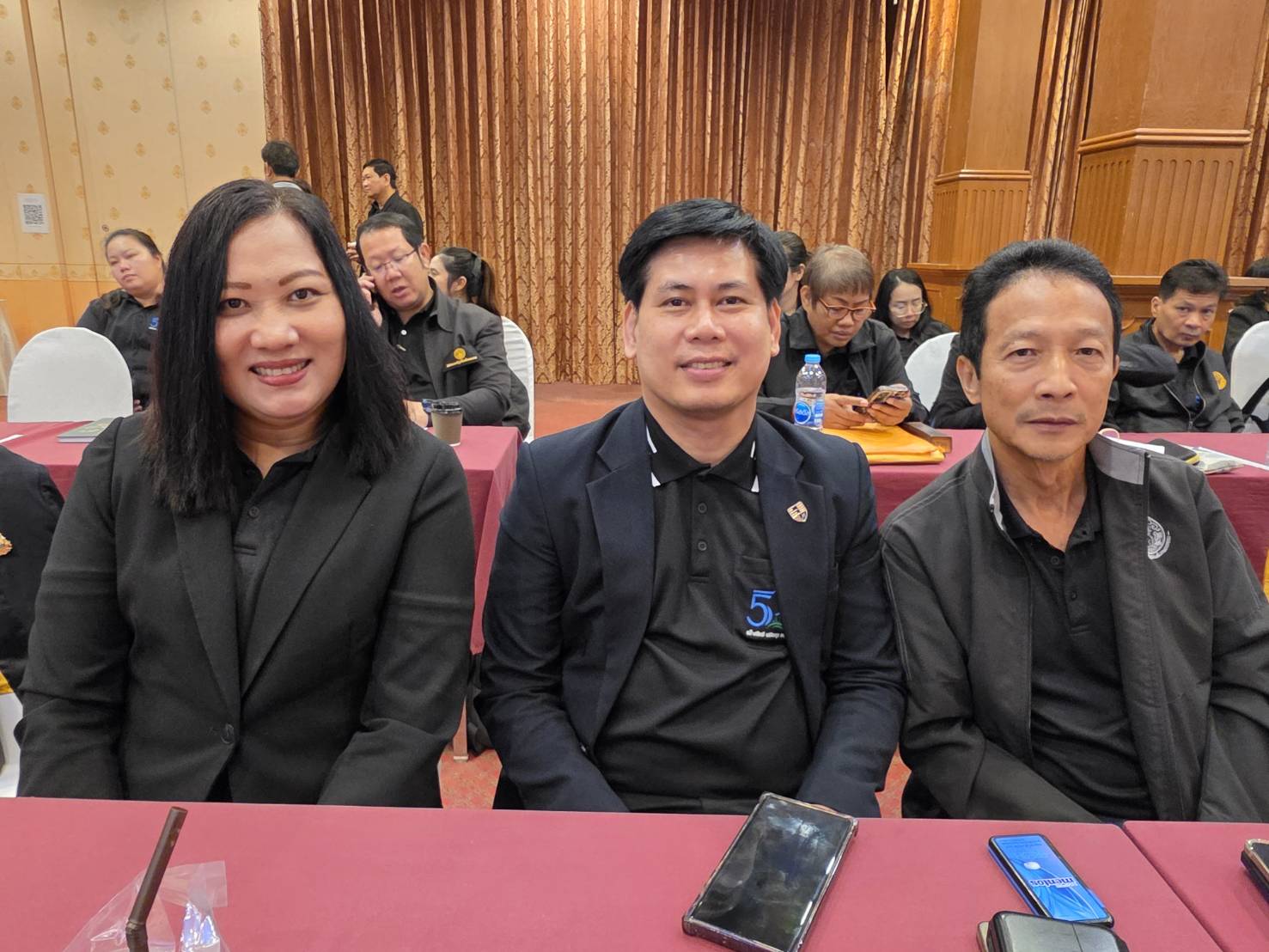 title -  พิธีลงนามความร่วมมือ (MOU) ๒ ฉบับ ๒ หน่่วยงาน เรื่อง การพัฒนาความมั่นคงด้านอาหารและสมุนไพรในเขตปฏิรูปที่ดิน และ การการประชุมคณะทำงานติดตามเร่งรัดการใช้จ่ายเงินงบประมาณ ประจำปีงบประมาณ พ.ศ. ๒๕๖๙ ของสำนักงานการปฏิรูปที่ดินเพื่อเกษตรกรรม ครั้งที่ ๔/๒๕๖๙ (ภาคกลาง และภาคใต้) ต่อเนื่อง