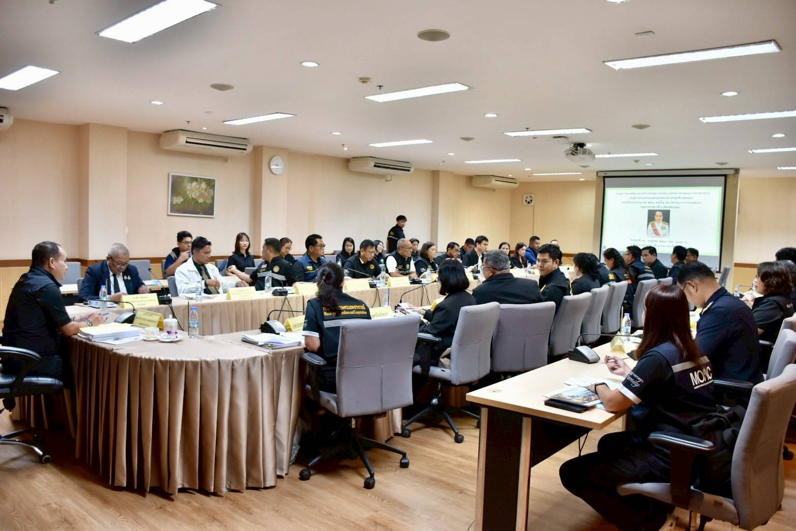 title - ส.ป.ก ระนอง เข้าร่วมประชุมการตรวจติดตามความก้าวหน้าผลการดำเนินงานโครงการตามแผน การตรวจราชการของผู้ตรวจราชการกระทรวงเกษตรและสหกรณ์ ประจำปีงบประมาณ พ.ศ. ๒๕๖๙  รอบที่ ๒ (Monitoring and Evaluation) เขตตรวจราชการที่ ๖ จังหวัดระนอง