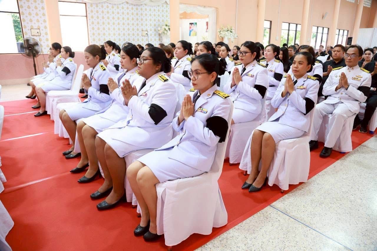 title - สำนักงานการปฏิรูปที่ดินจังหวัดระนอง เข้าร่วมพิธีบำเพ็ญกุศลสวดพระอภิธรรมอุทิศถวายพระกุศลแด่ สมเด็จพระเจ้าลูกเธอ เจ้าฟ้าพัชรกิติยาภา นเรนทิราเทพยวดี กรมหลวงราชสาริณีสิริพัชร มหาวัชรราชธิดา