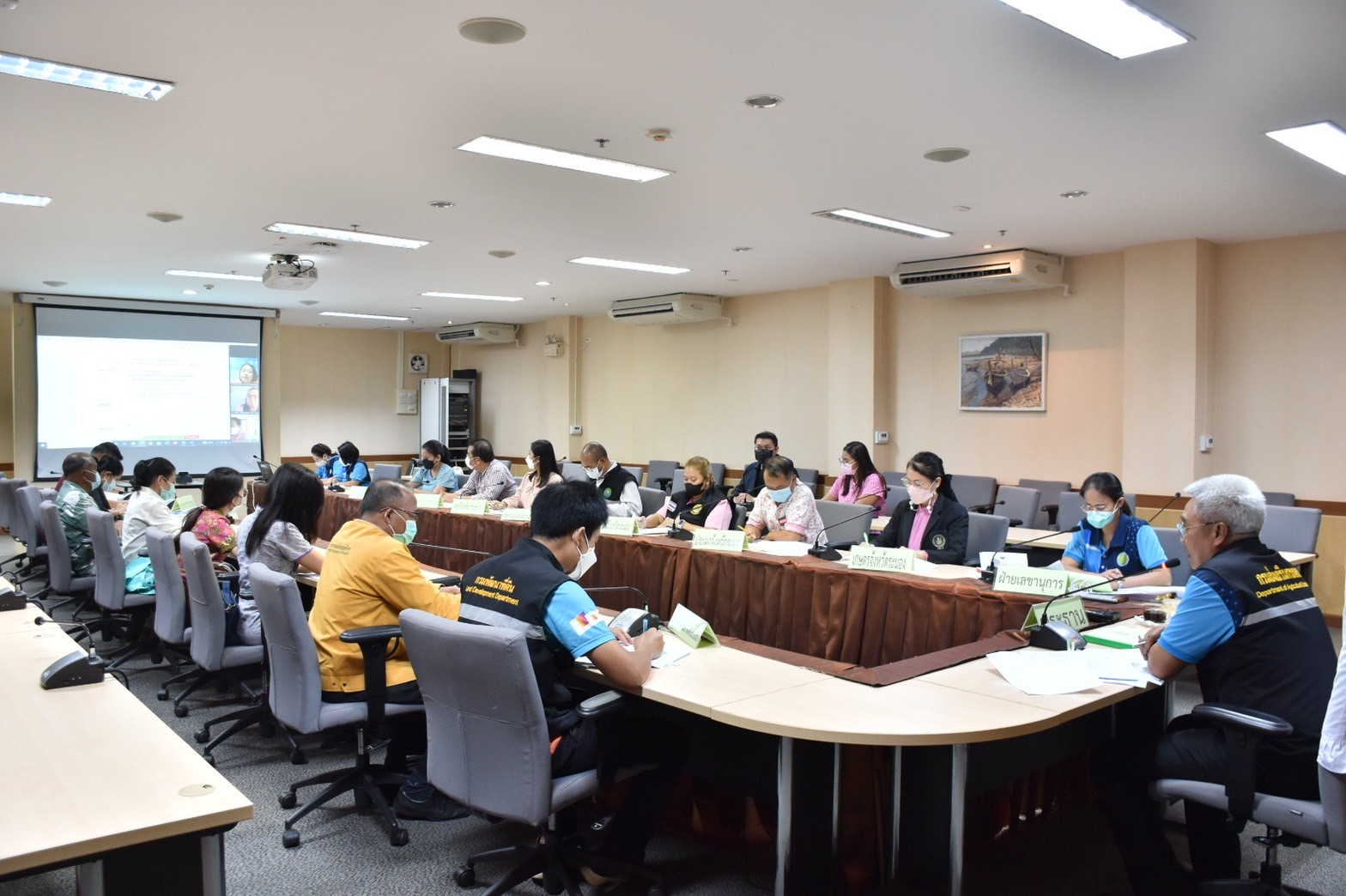 ส.ป.ก.ระนอง ประชุมคณะกรรมการขับเคลื่อนงานด้านการเกษตรระดับจังหวัด จังหวัดระนอง ครั้งที่ 6/2565