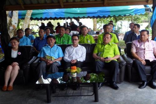 ร่วมงานเปิดศูนย์การเลี้ยงแพะเพื่อการผลิตตามปรัชญาเศรษฐกิจพอเพียง  