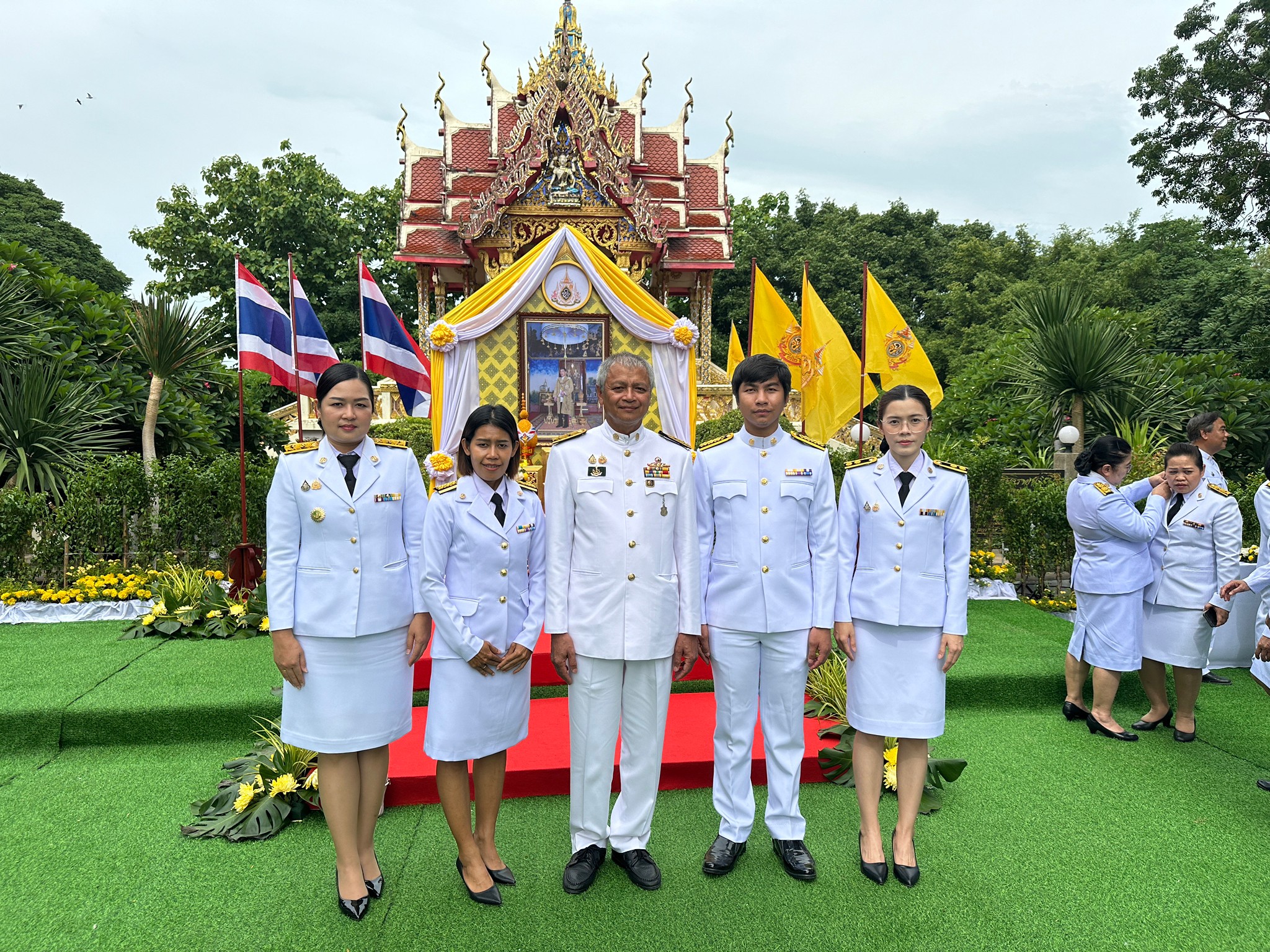 ส.ป.ก.ราชบุรีร่วมพิธีพลีกรรมตักน้ำจากแหล่งน้ำศักดิ์สิทธิ์ 