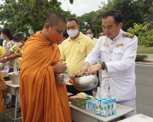 สำนักงานการปฏิรูปที่ดินจังหวัดระยอง ร่วมพิธีน้อมรำลึกเนื่องในวันคล้ายวันสวรรคต พระบาทสมเด็จพระบรมชนกาธิเบศร มหาภูมิพลอดุลยเดชมหาราช บรมนาถบพิตร