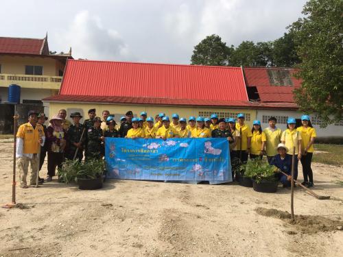 สำนักงานการปฏิรูปที่ดินจังหวัดระยอง จัดกิจกรรมเนื่องในวันรักต้นไม้ประจำปีของชาติ ประจำปี 2562