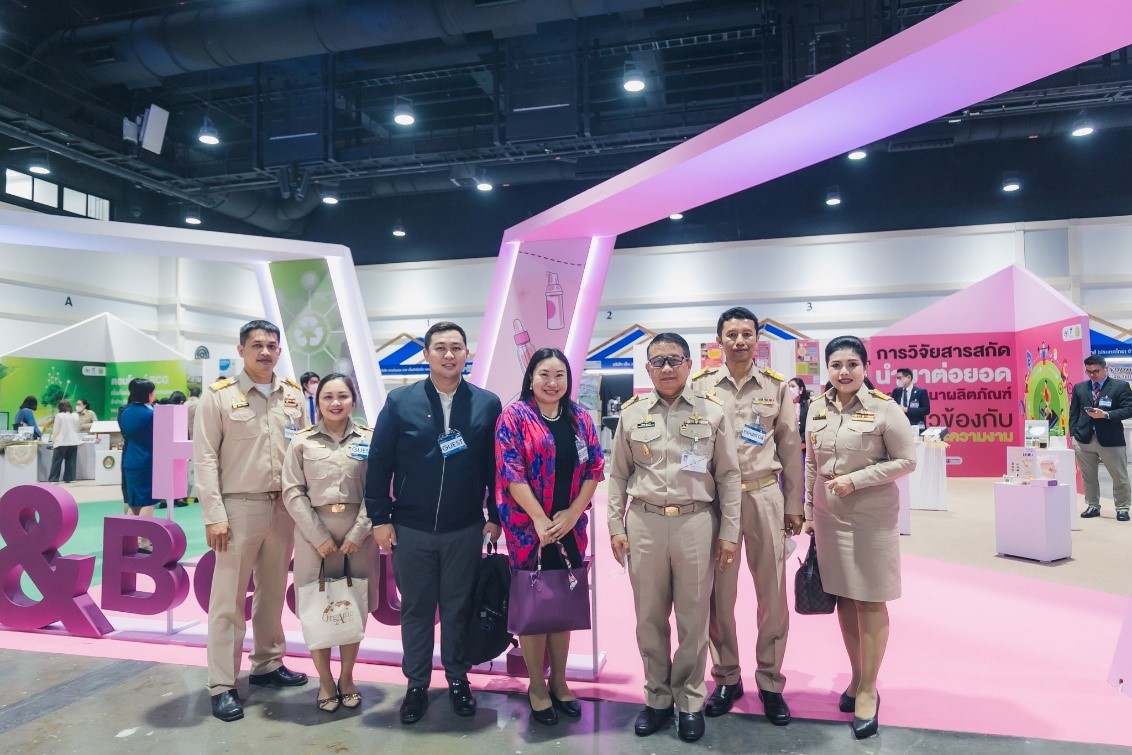 สำนักวิชาการและแผนงาน ร่วมการประชุมวิชาการและจัดแสดงผลงานวิจัยและนวัตกรรม ด้านการเกษตร เปลี่ยนวิถีเกษตรไทย ด้วยงานวิจัยและนวัตกรรม
