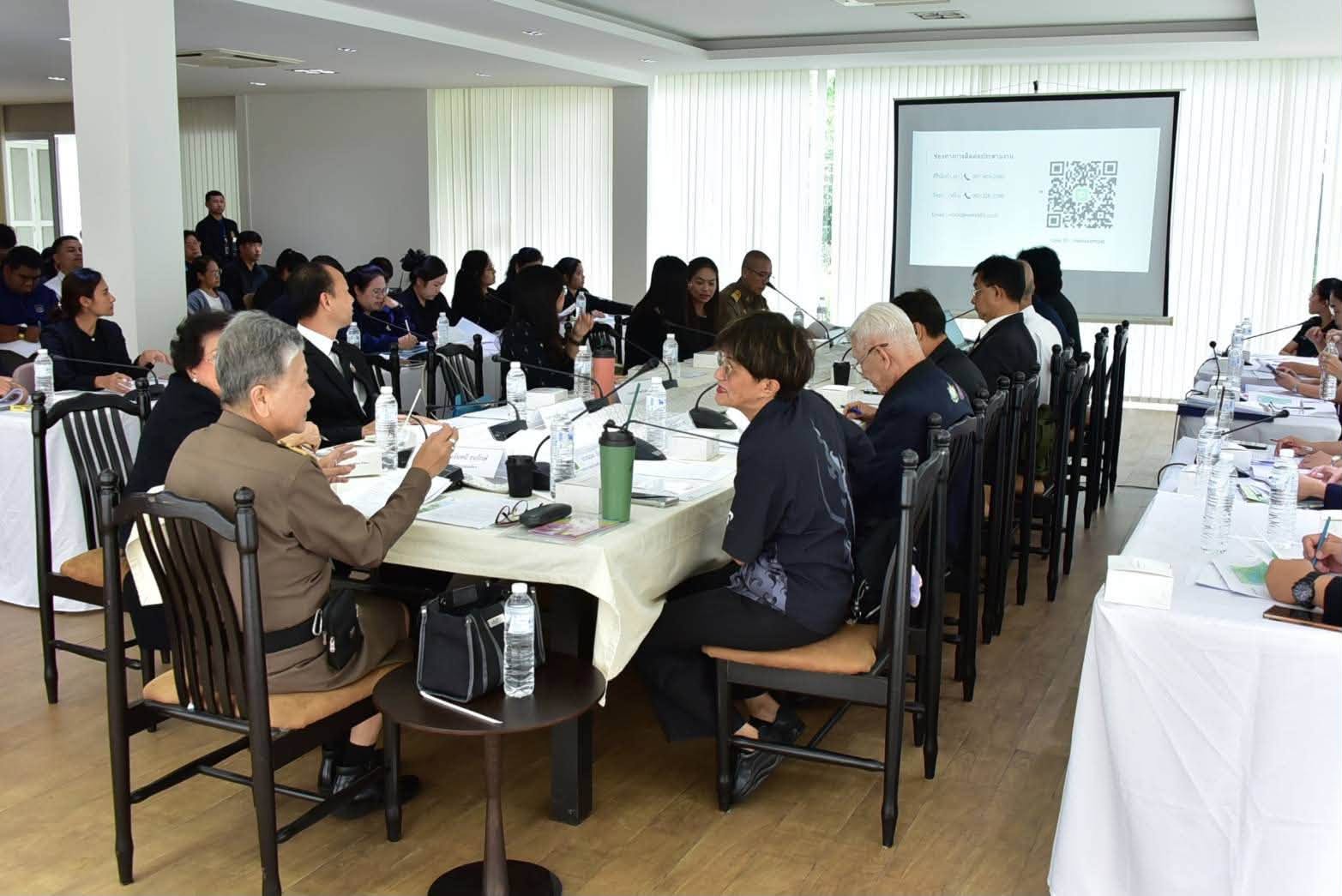 title - ผอ.กปร. และเจ้าหน้าที่ กปร. เข้าร่วม การประชุมเตรียมการจัดงาน “สีสรรพรรณไม้ เทิดไท้บรมราชินีนาถ” 
