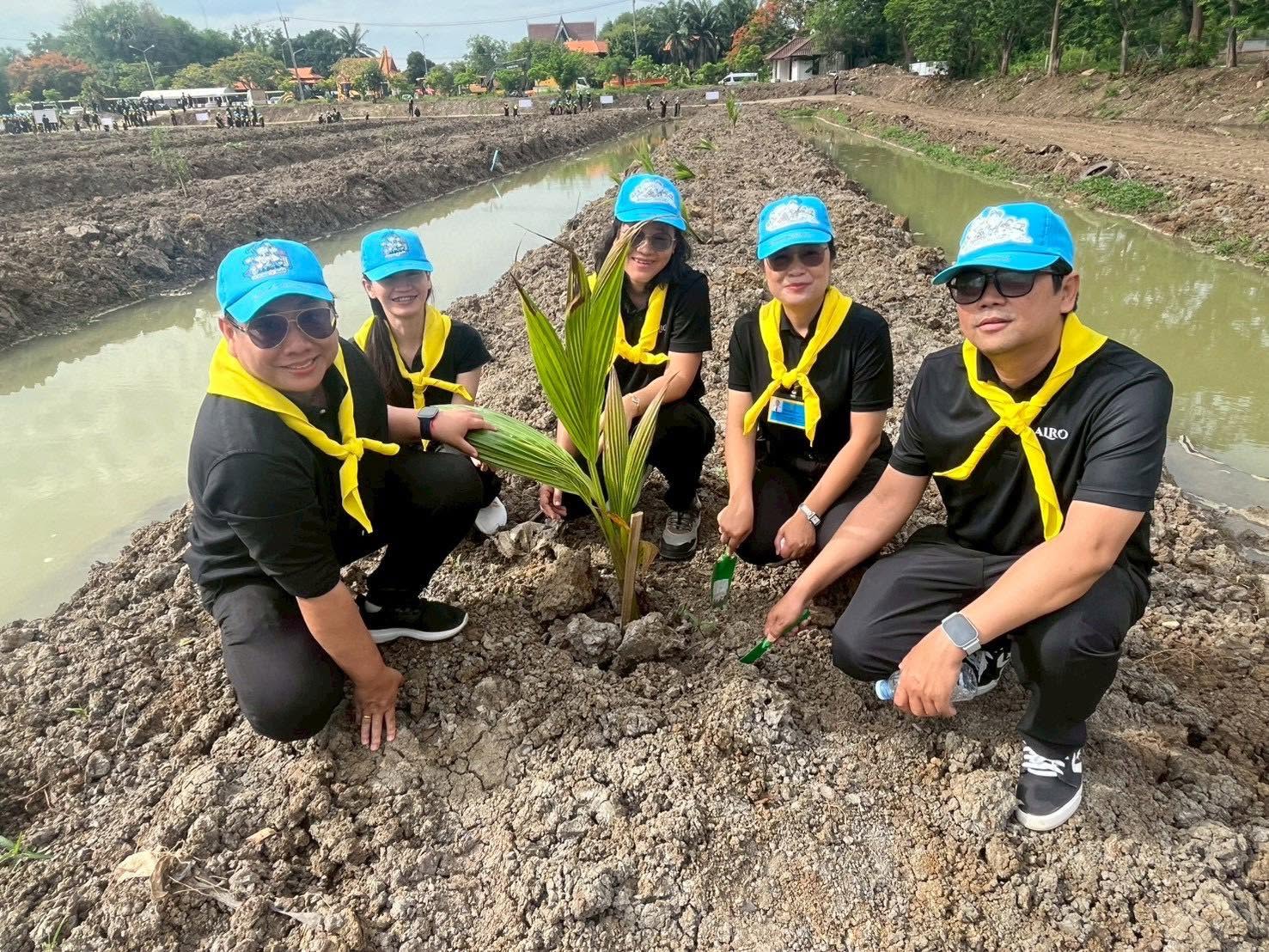 title - กปร. ร่วมกิจกรรมจิตอาสาพัฒนาด้านการเกษตร ณ ศูนย์ส่งเสริมและพัฒนาอาชีพเสริมนอกภาคการเกษตร