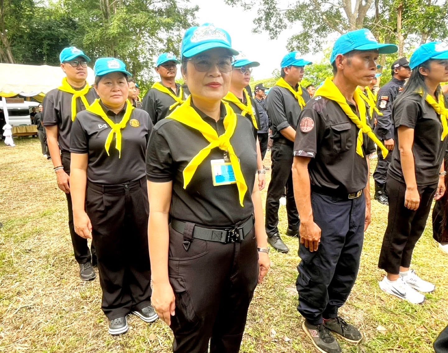 title - กองประสานงานโครงการพระราชดำริและโครงการพิเศษ ส.ป.ก. ร่วมกิจกรรมปลูกไผ่หนามเป็นรั้วธรรมชาติเสริมแนวคูกันช้าง ภายใต้โครงการพัชรสุธาคชานุรักษ์ จังหวัดสระแก้ว