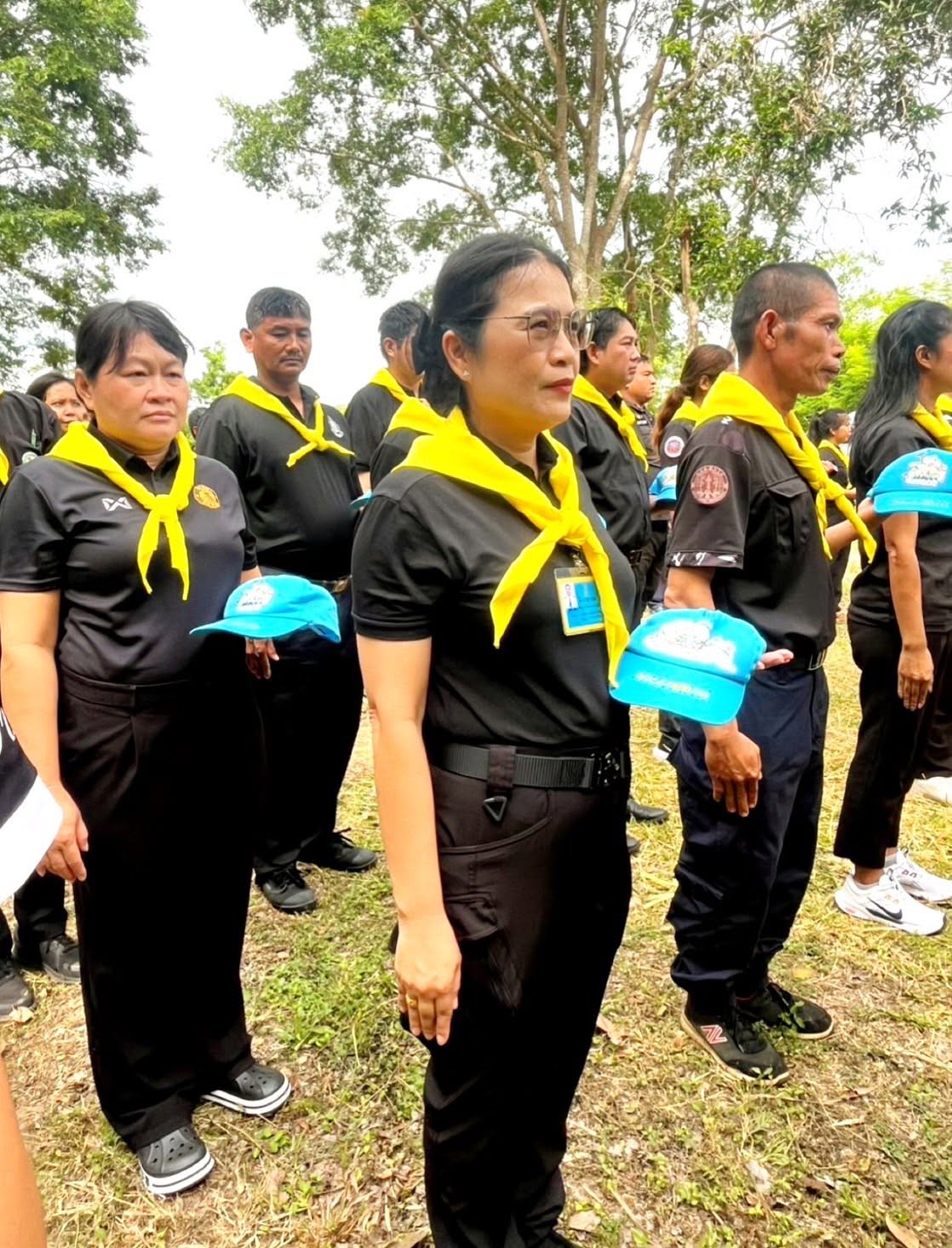 title - กองประสานงานโครงการพระราชดำริและโครงการพิเศษ ส.ป.ก. ร่วมกิจกรรมปลูกไผ่หนามเป็นรั้วธรรมชาติเสริมแนวคูกันช้าง ภายใต้โครงการพัชรสุธาคชานุรักษ์ จังหวัดสระแก้ว