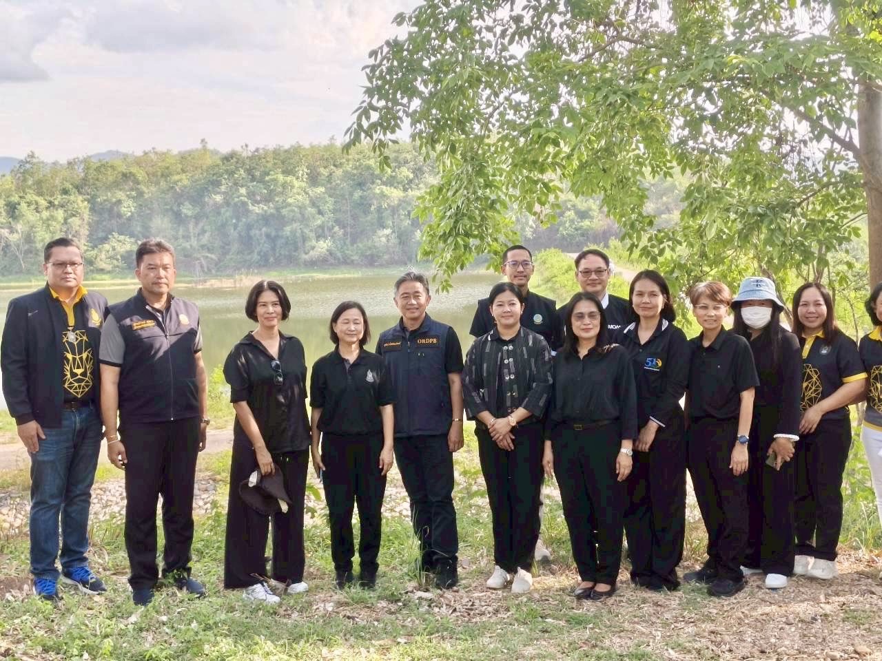 title - ส.ป.ก. ประชุมรับฟังการดำเนินงานและชี้แจงการประเมินผลโครงการพัฒนาพื้นที่ลุ่มน้ำแม่อาวอันเนื่องมาจากพระราชดำริ จังหวัดลำพูน