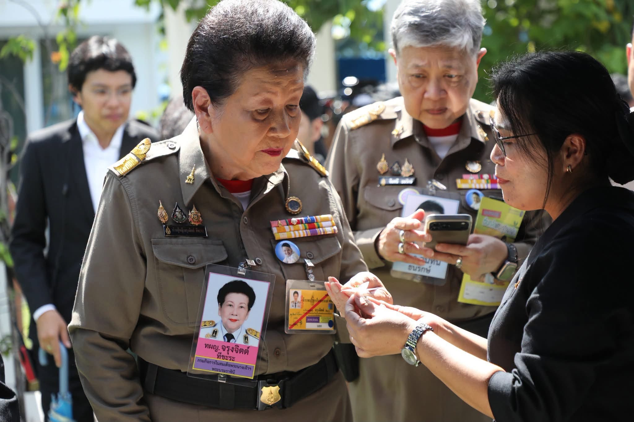 title - กองประสานงานโครงการพระราชดำริและโครงการพิเศษ ร่วมงานแถลงข่าว “สีสรรพรรณไม้ เทิดไท้บรมราชินีนาถ” ประจำปี 2569