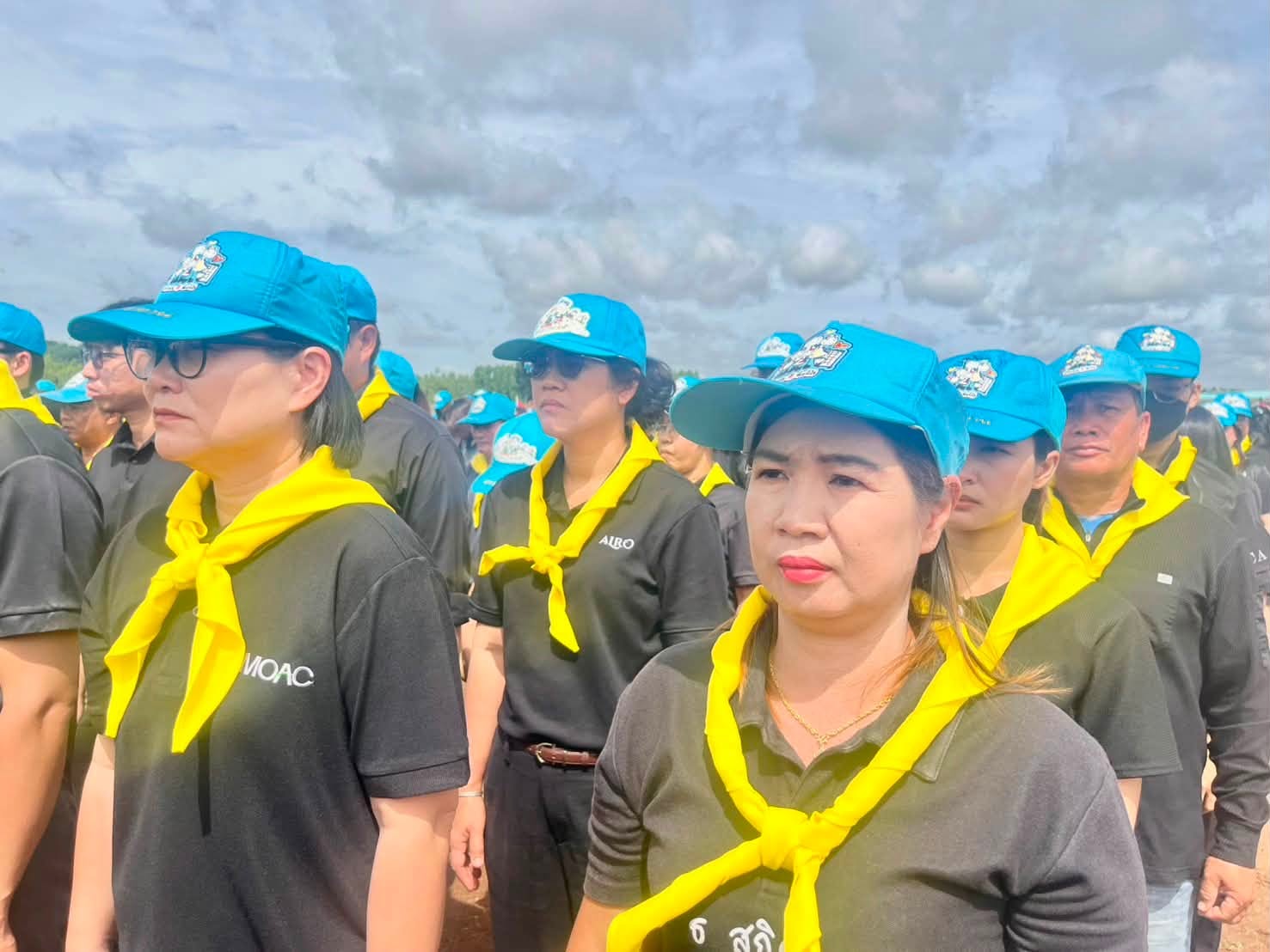 title - กองประสานงานโครงการพระราชดำริและโครงการพิเศษ ส.ป.ก. ร่วมกิจกรรมปลูกไผ่หนามเป็นรั้วธรรมชาติเสริมแนวคูกันช้าง ภายใต้โครงการพัชรสุธาคชานุรักษ์ จังหวัดฉะเชิงเทรา