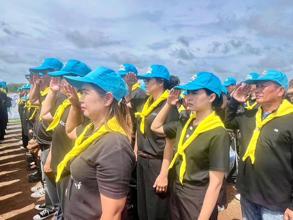title - กองประสานงานโครงการพระราชดำริและโครงการพิเศษ ส.ป.ก. ร่วมกิจกรรมปลูกไผ่หนามเป็นรั้วธรรมชาติเสริมแนวคูกันช้าง ภายใต้โครงการพัชรสุธาคชานุรักษ์ จังหวัดฉะเชิงเทรา