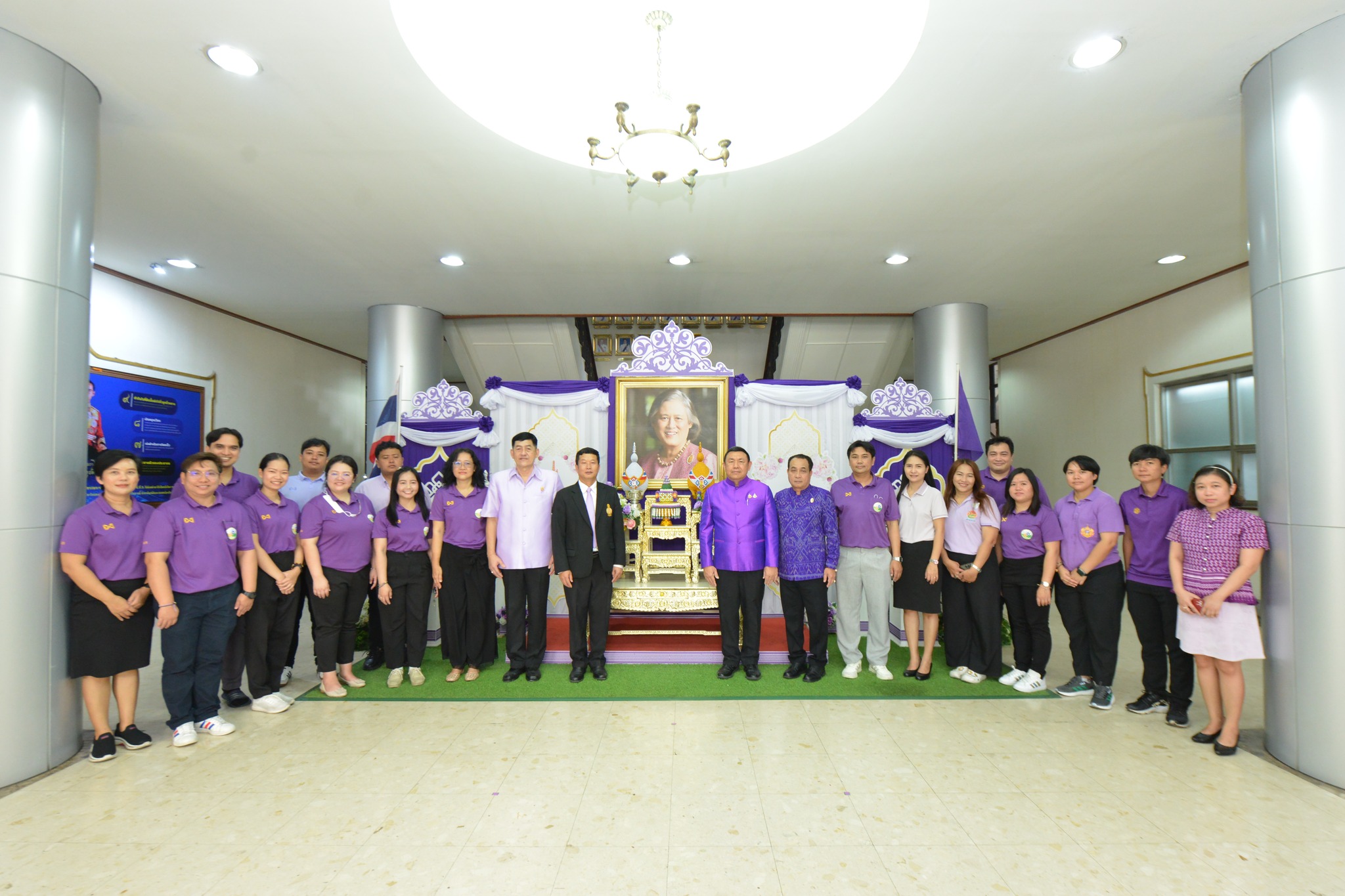 กปร. ร่วมประกอบพิธีลงนามถวายพระพรสมเด็จพระกนิษฐาธิราชเจ้า กรมสมเด็จพระเทพรัตนราชสุดาฯ สยามบรมราชกุมารี