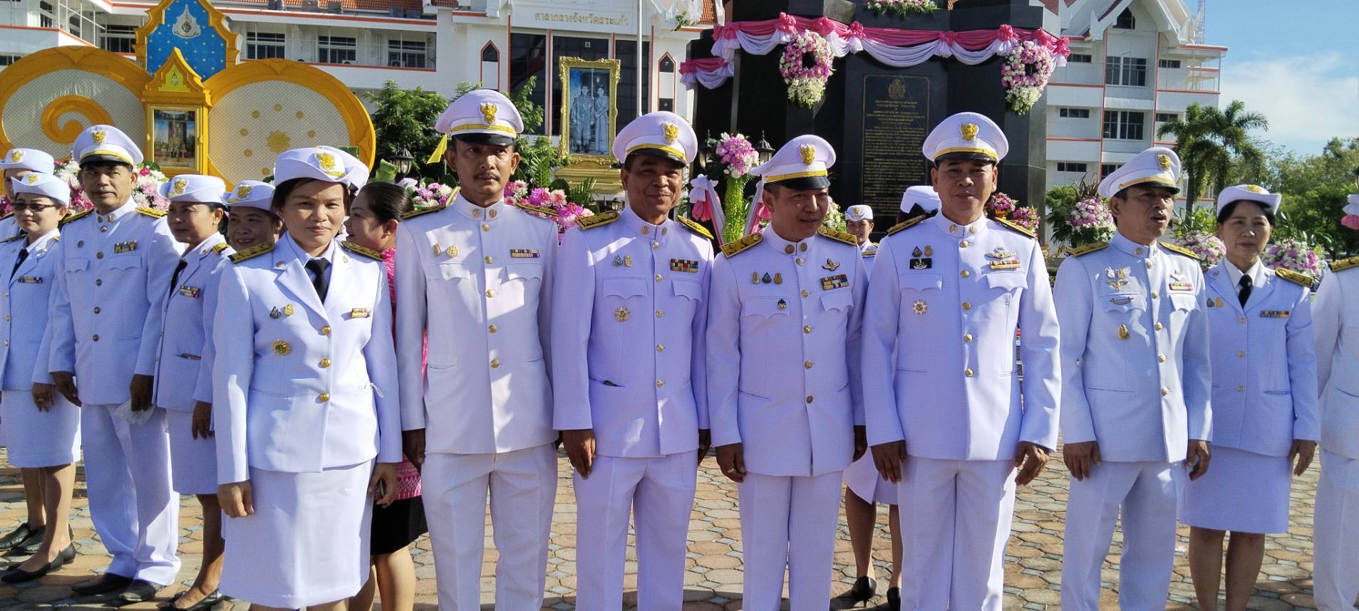 ส.ป.ก.สระแก้ว ร่วมพิธีวางพวงมาลาพร้อมทั้งกล่าวน้อมรำลึกเนื่องในวันคล้ายวันสวรรคตพระบาทสมเด็จพระจุลจอมเกล้าเจ้าอยู่หัว